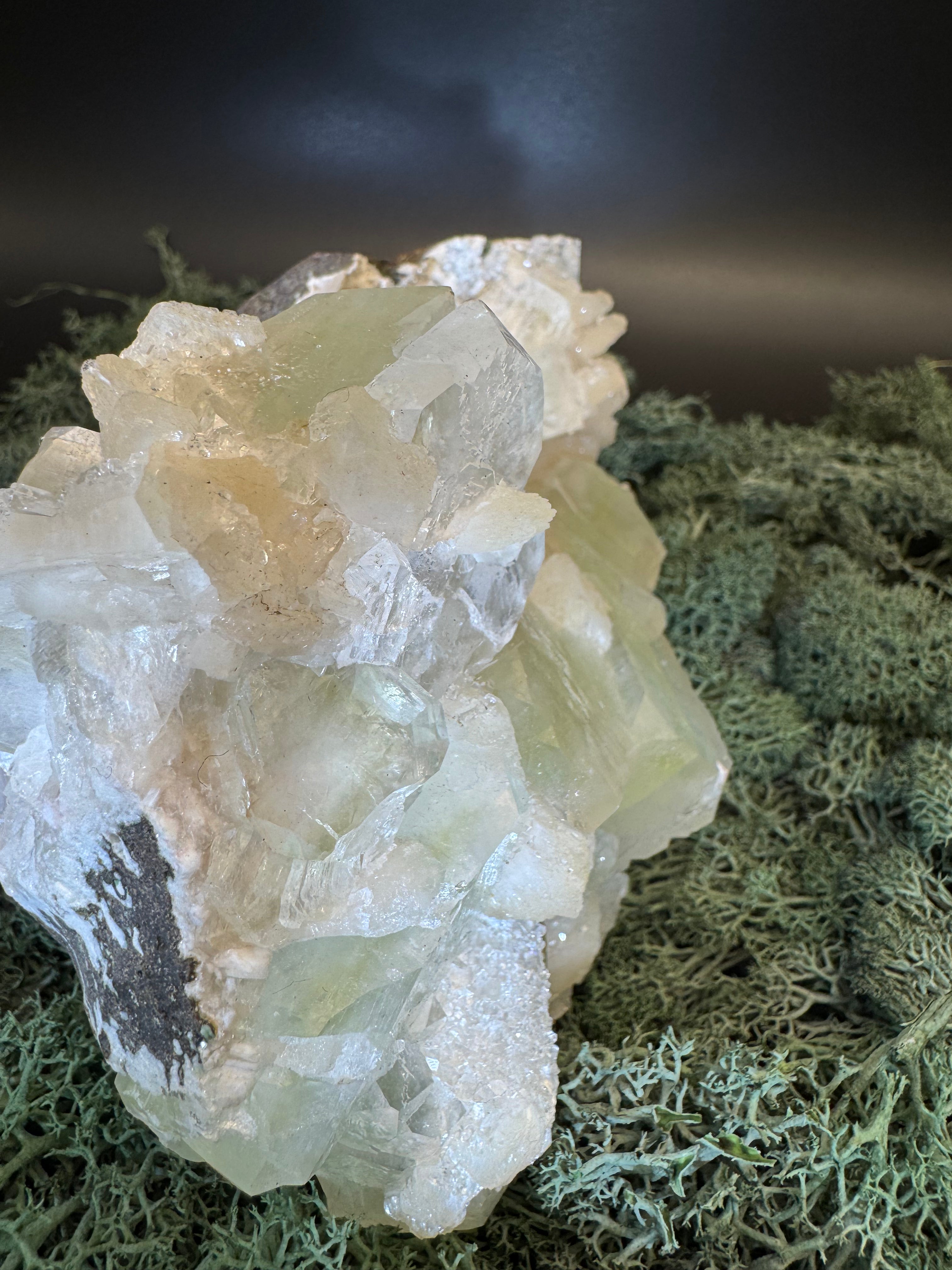 Grüner Apophyllit mit Stilbit Cluster aus Maharashtra, Nashik pune, Indien (1260g) - große Kristalle - crystal paradise