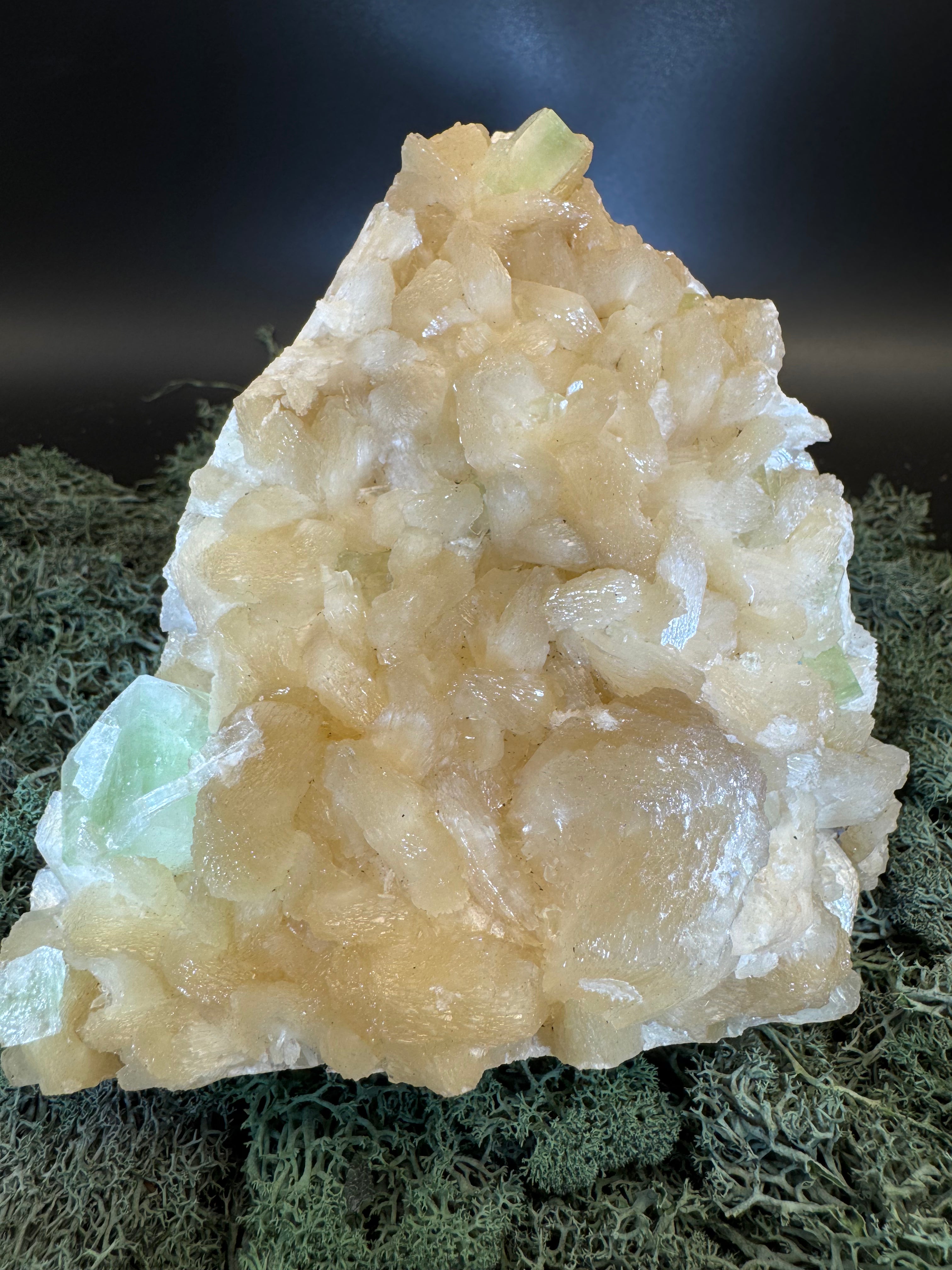 Grüner Apophyllit mit Stilbit Cluster aus Maharashtra, Nashik pune, Indien (966g) - crystal paradise