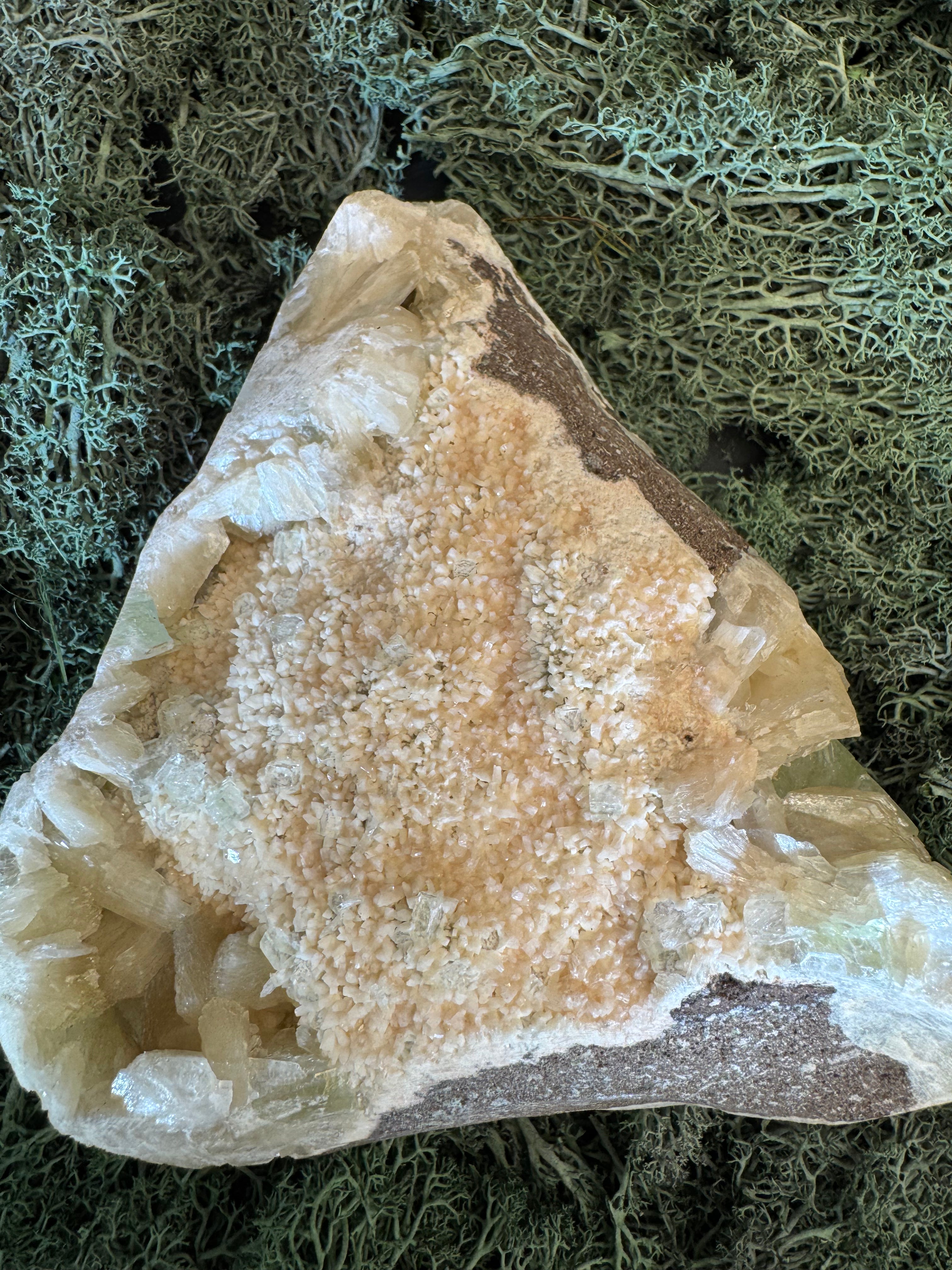 Grüner Apophyllit mit Stilbit Cluster aus Maharashtra, Nashik pune, Indien (966g) - crystal paradise