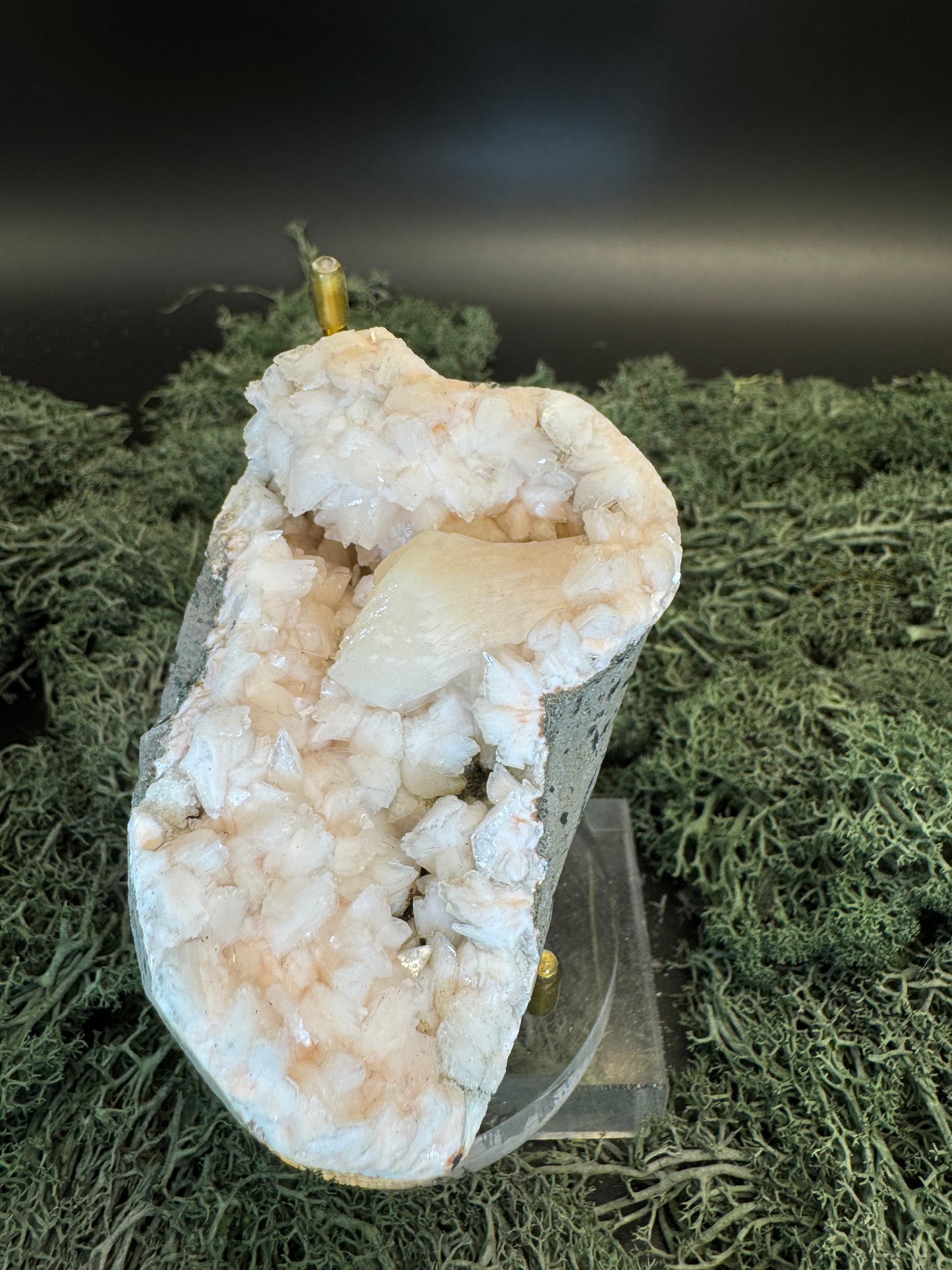 Heulandit / Euzeolit Geode mit Stilbit aus Maharashtra, Nashik pune, Indien (248g)