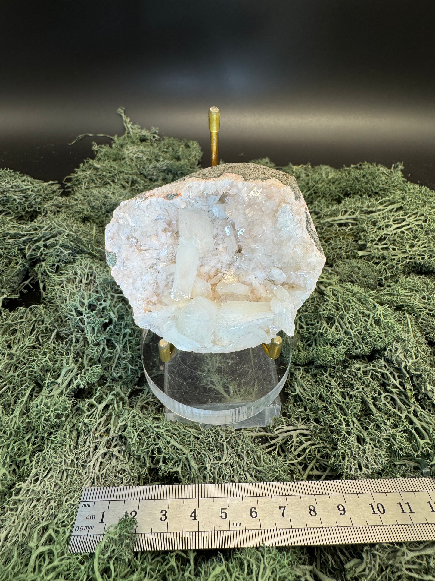 Heulandit / Euzeolit Geode mit Stilbit aus Maharashtra, Nashik pune, Indien (178g)