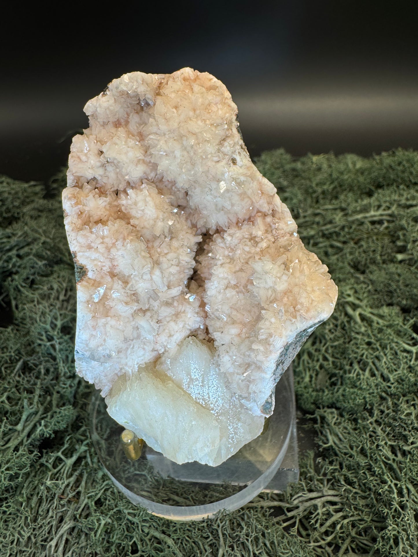 Heulandit / Euzeolit Geode mit Stilbit aus Maharashtra, Nashik pune, Indien (213g)