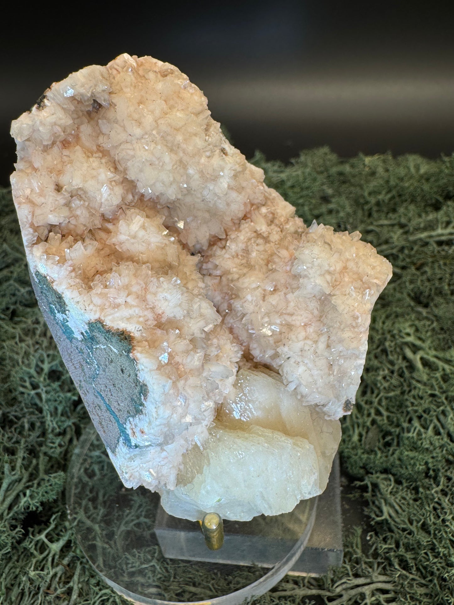 Heulandit / Euzeolit Geode mit Stilbit aus Maharashtra, Nashik pune, Indien (213g)