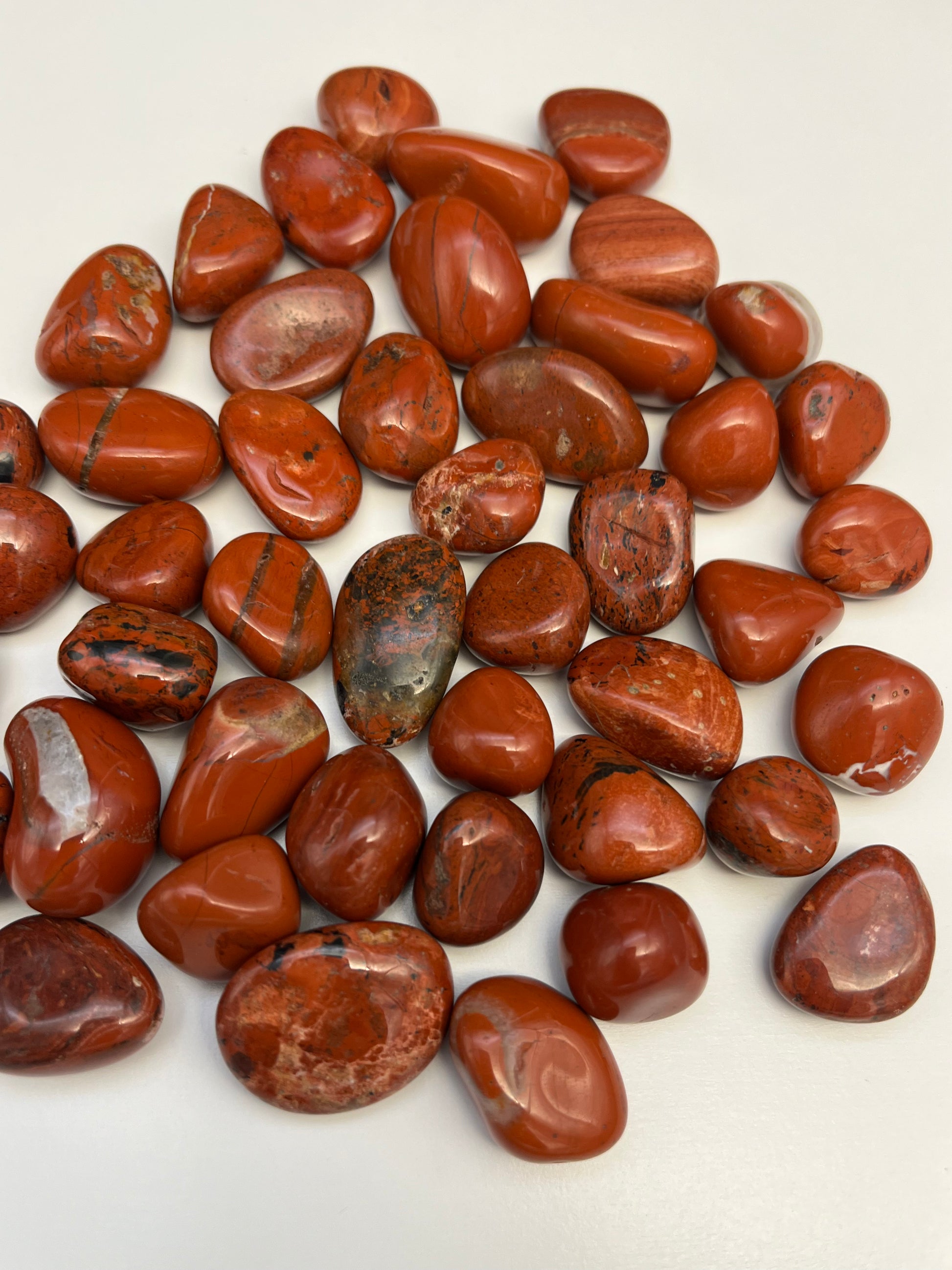 Crystal Power - Red Jasper - 100g - Fördert Innere Harmonie und Zufriedenheit - crystal paradise