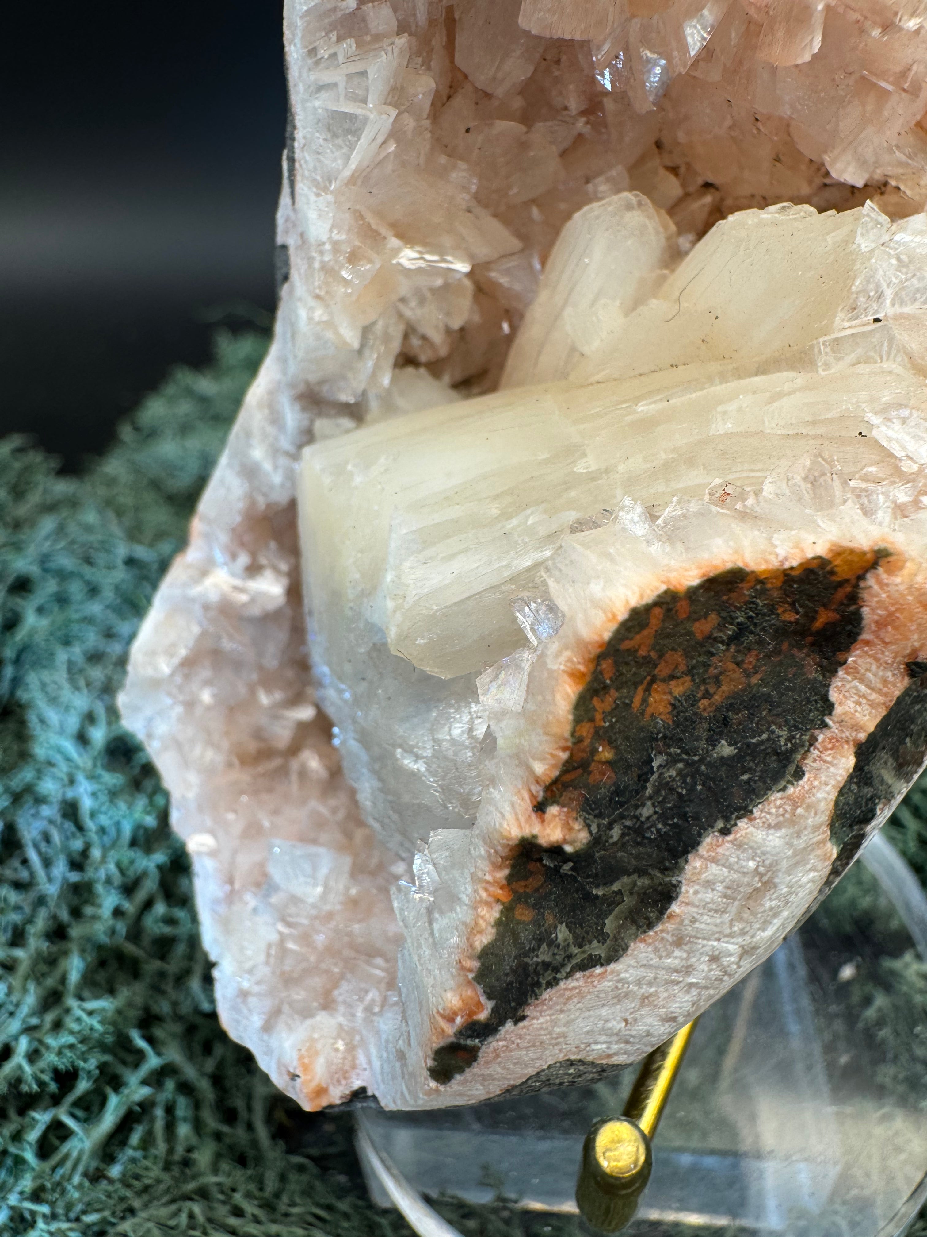 Heulandit / Euzeolit Geode mit Stilbit aus Maharashtra, Nashik pune, Indien (256g) - crystal paradise