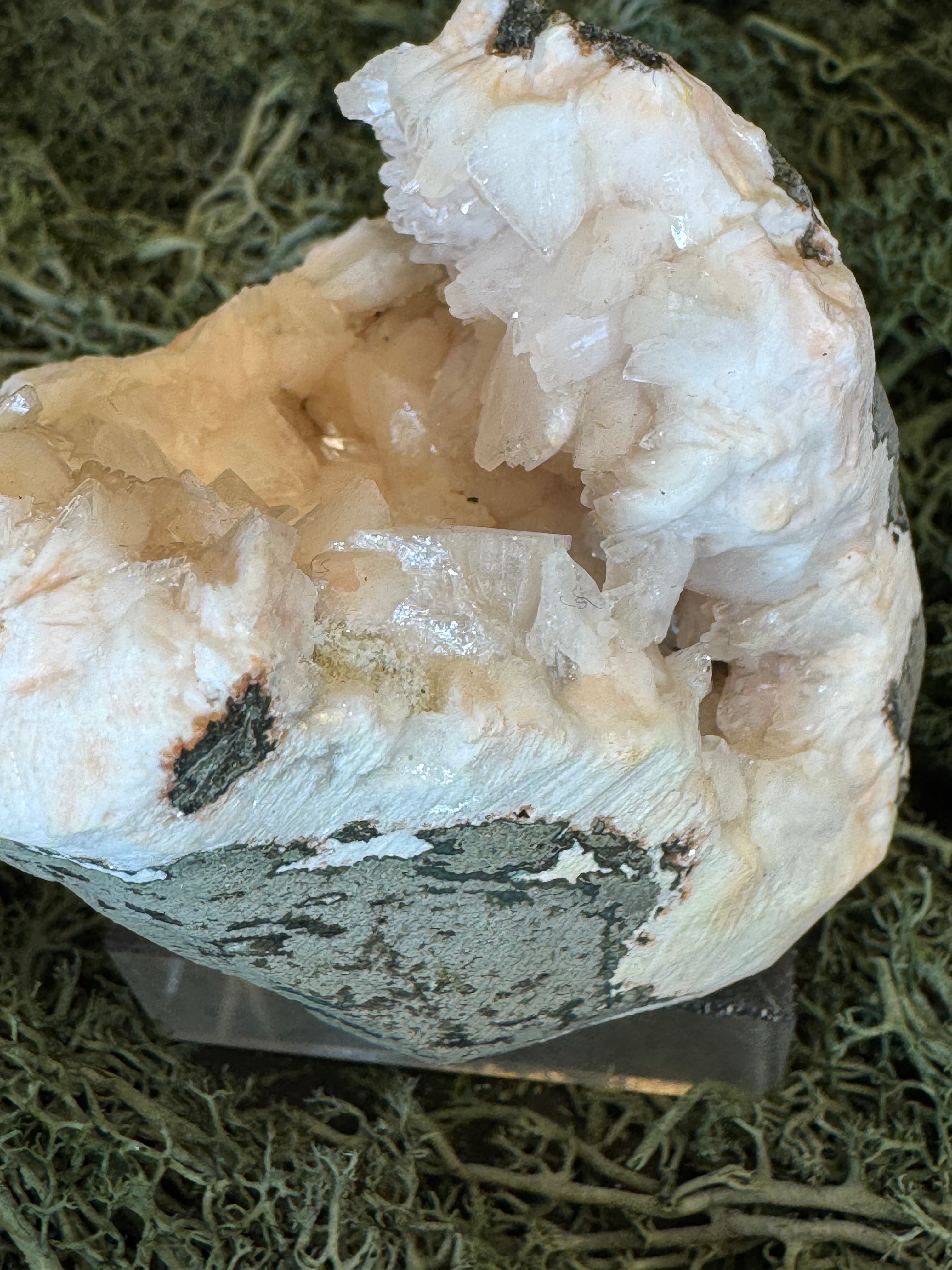 Heulandit / Euzeolit Geode aus Maharashtra, Nashik pune, Indien (197g) - crystal paradise