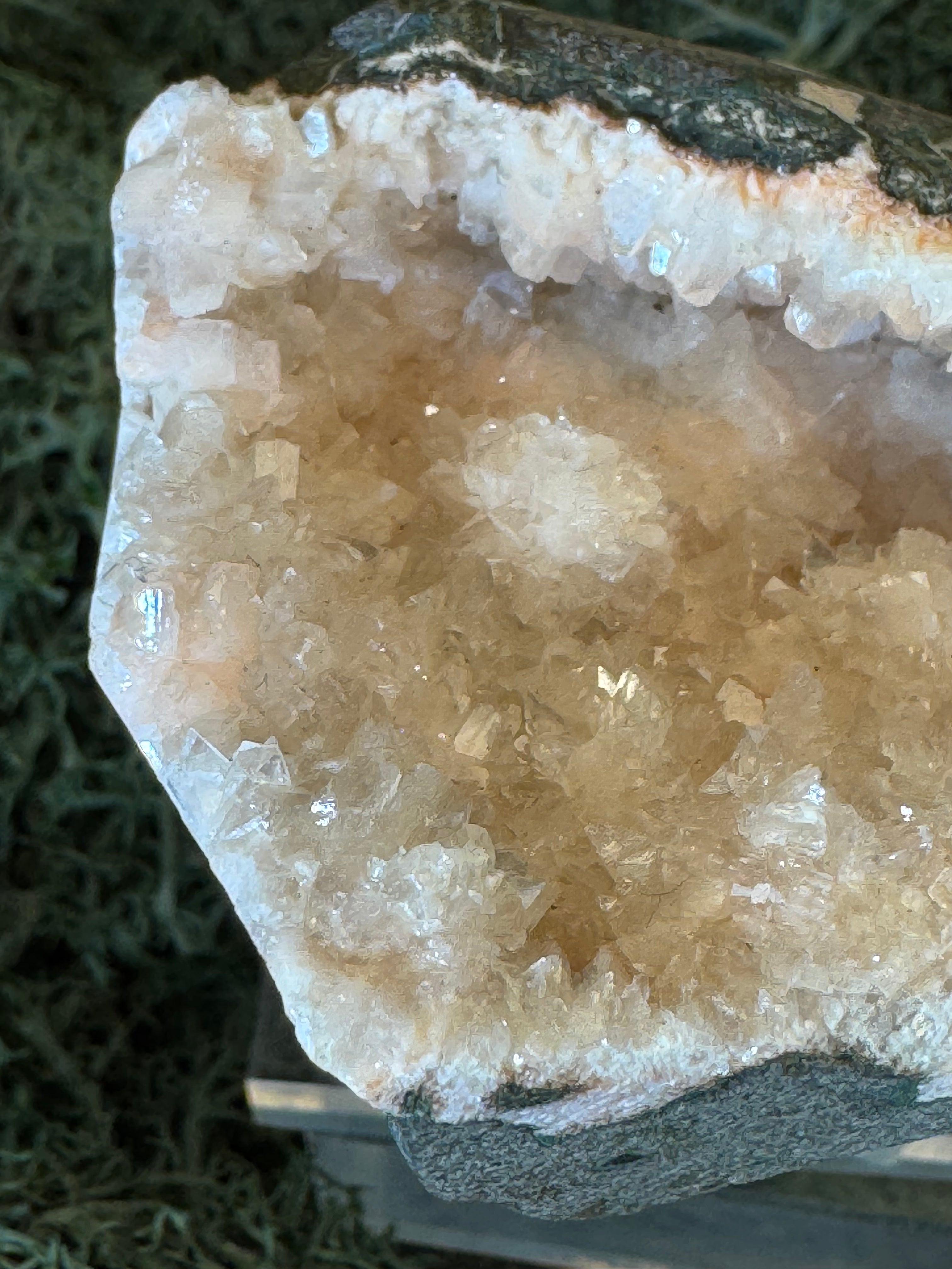 Heulandit / Euzeolit Geode aus Maharashtra, Nashik pune, Indien (165g) - crystal paradise