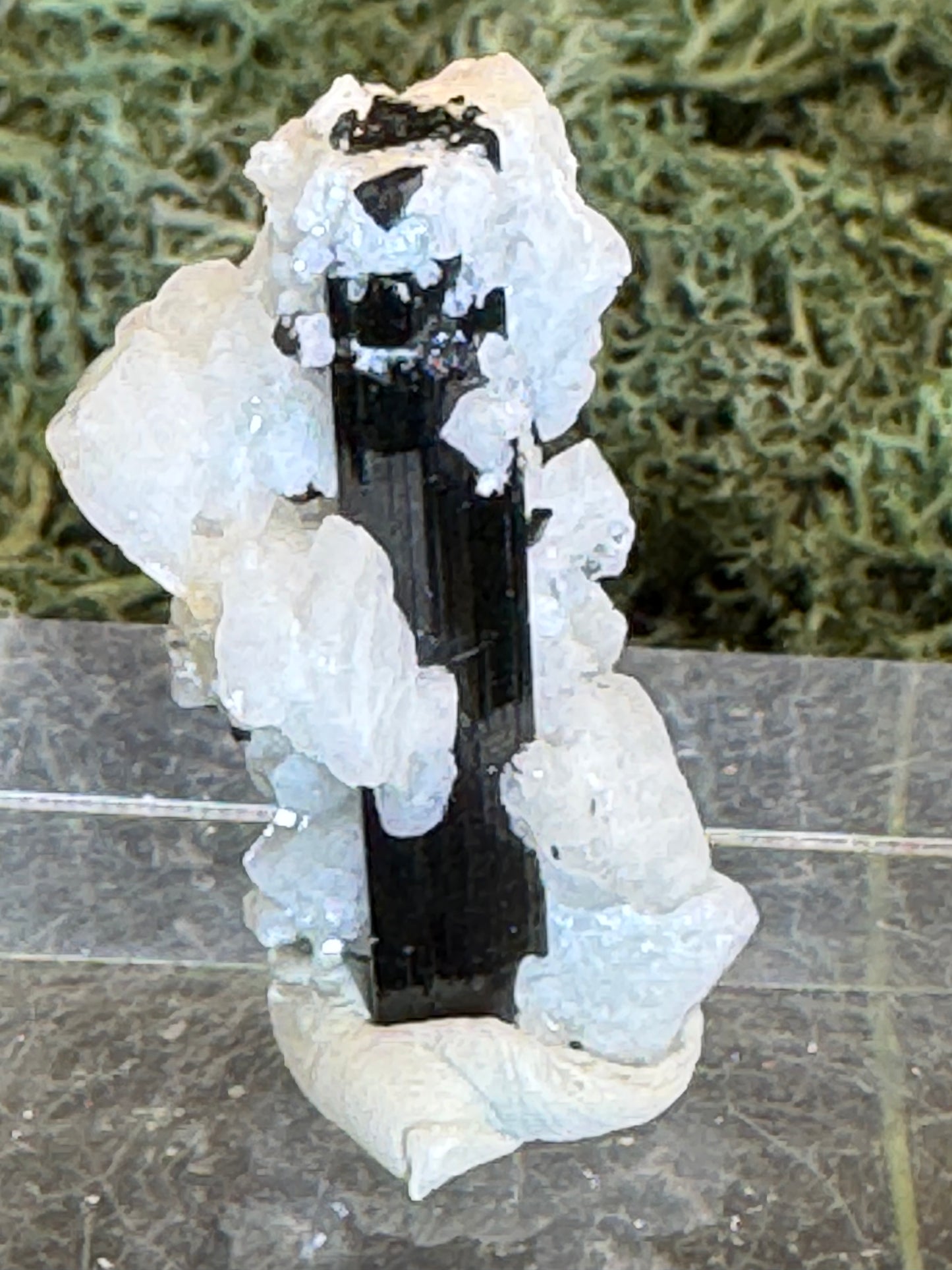 Black tourmaline pendulum pendant - 1 piece