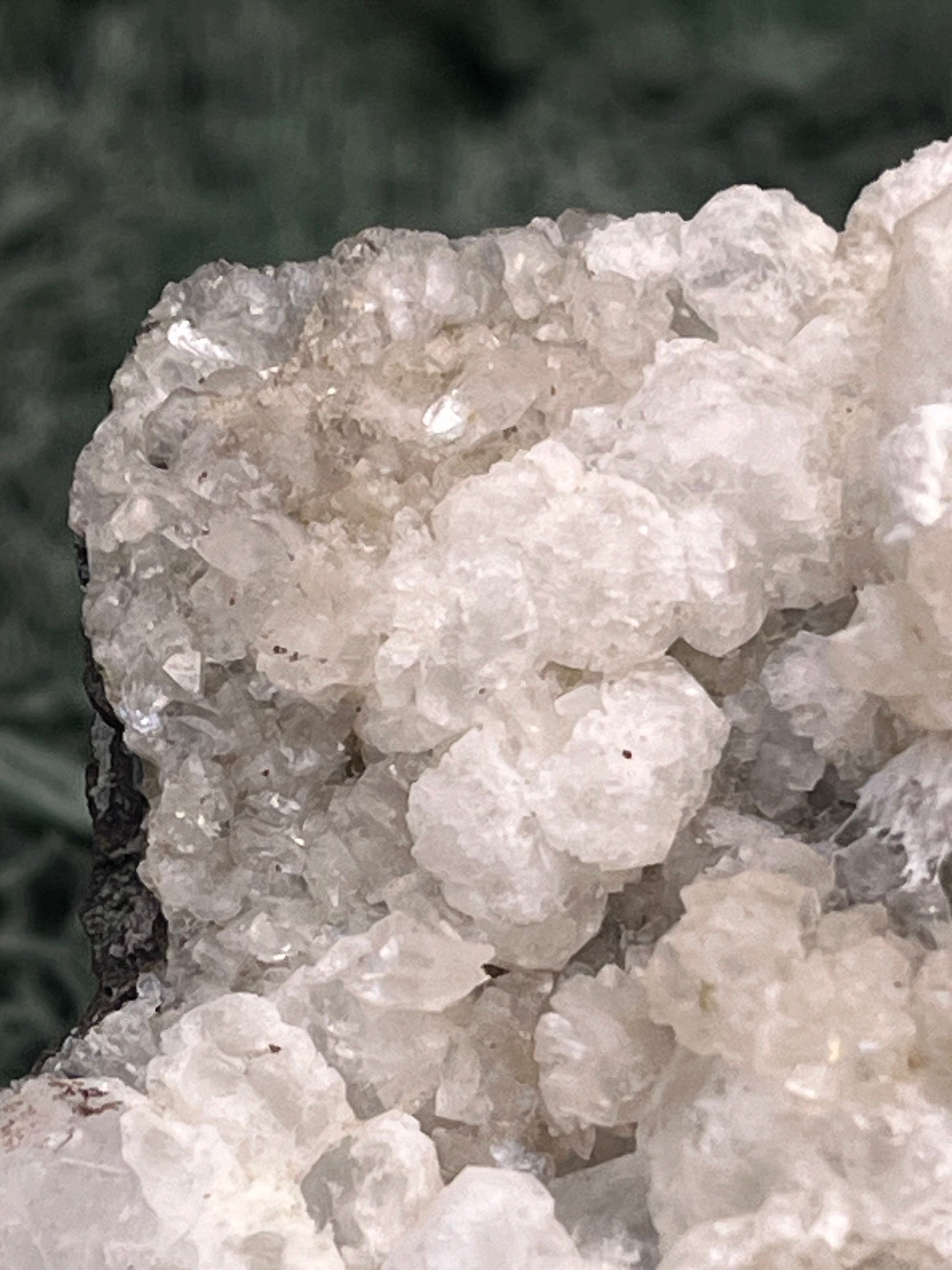 Okenit auf Apophyllit Cluster (Stufe) aus Indien (146g) - schöne Kristallbildungen - crystal paradise