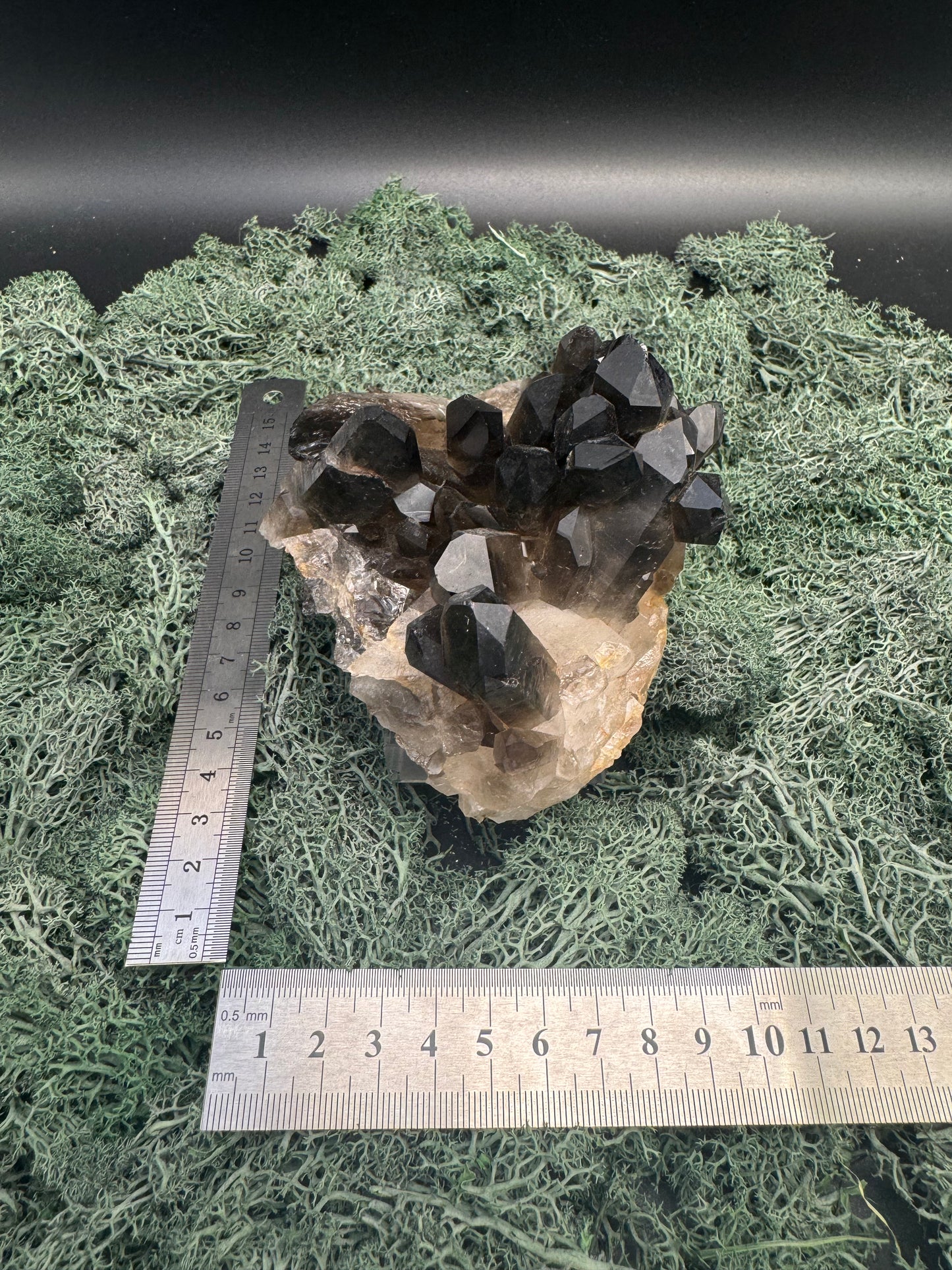 Rauchquarz Handstufe aus Brasilien (646g) - schöne Kristallformation - crystal paradise