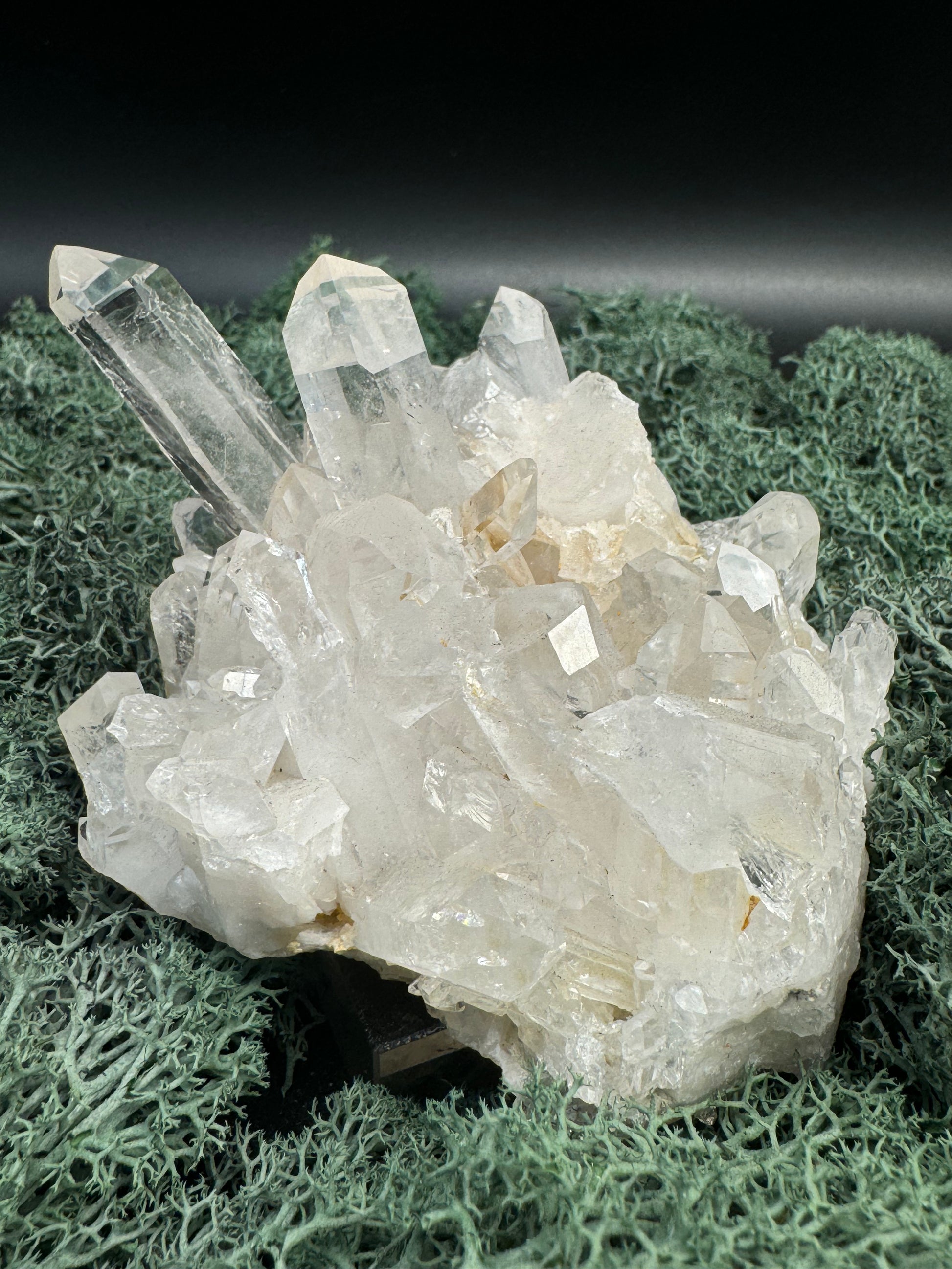 Bergkristall Handstufe aus Brasilien (578g) - sehr schöne Kristallbildung - crystal paradise