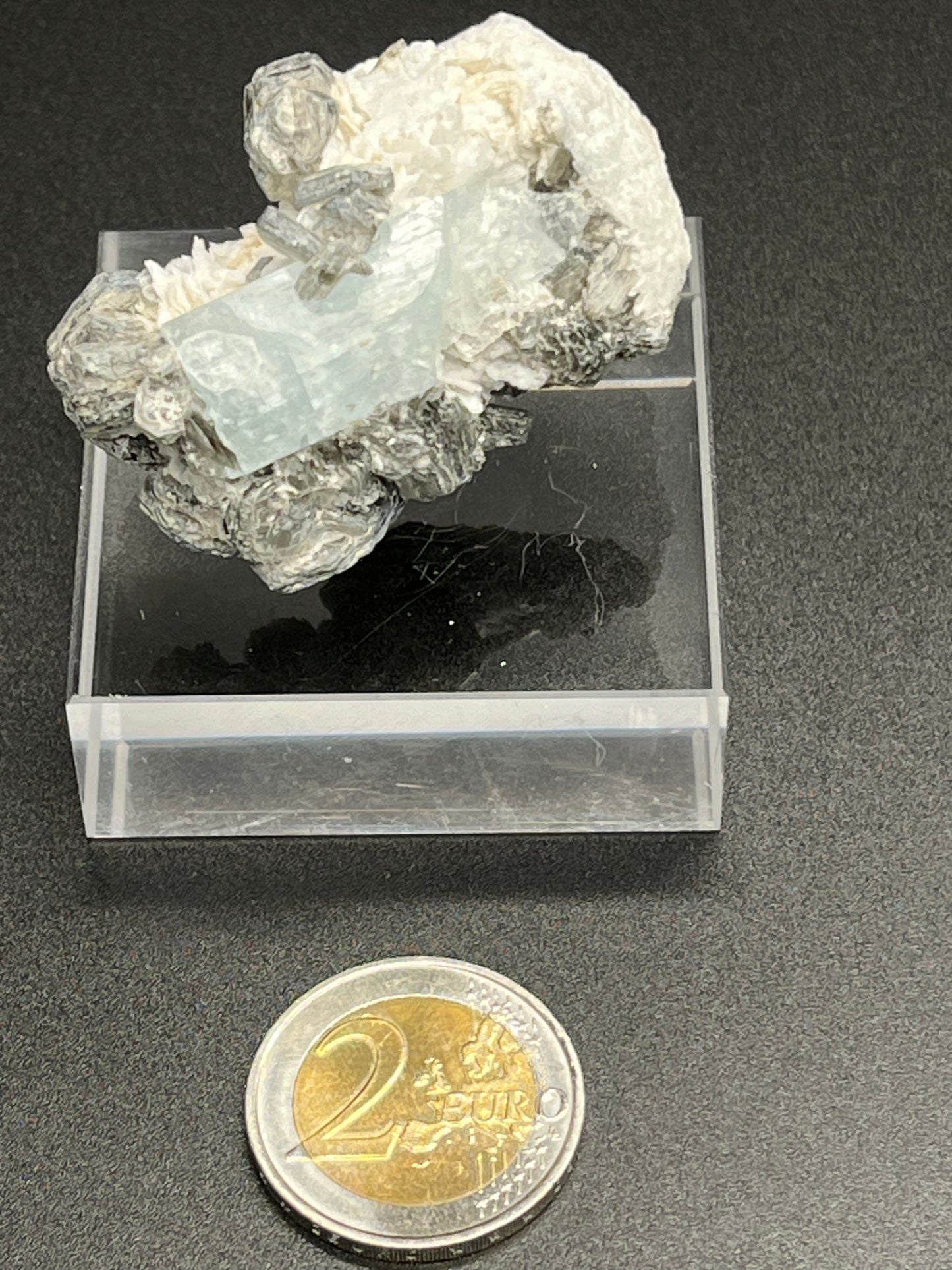 Aquamarin Kristall auf Feldspat aus Pakistan (58g)