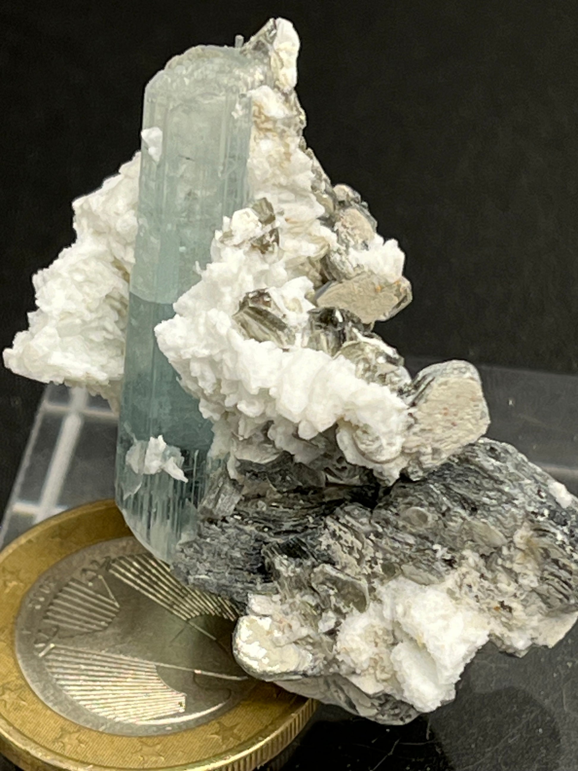 Aquamarin Kristall auf Feldspat aus Pakistan (21g) - crystal paradise