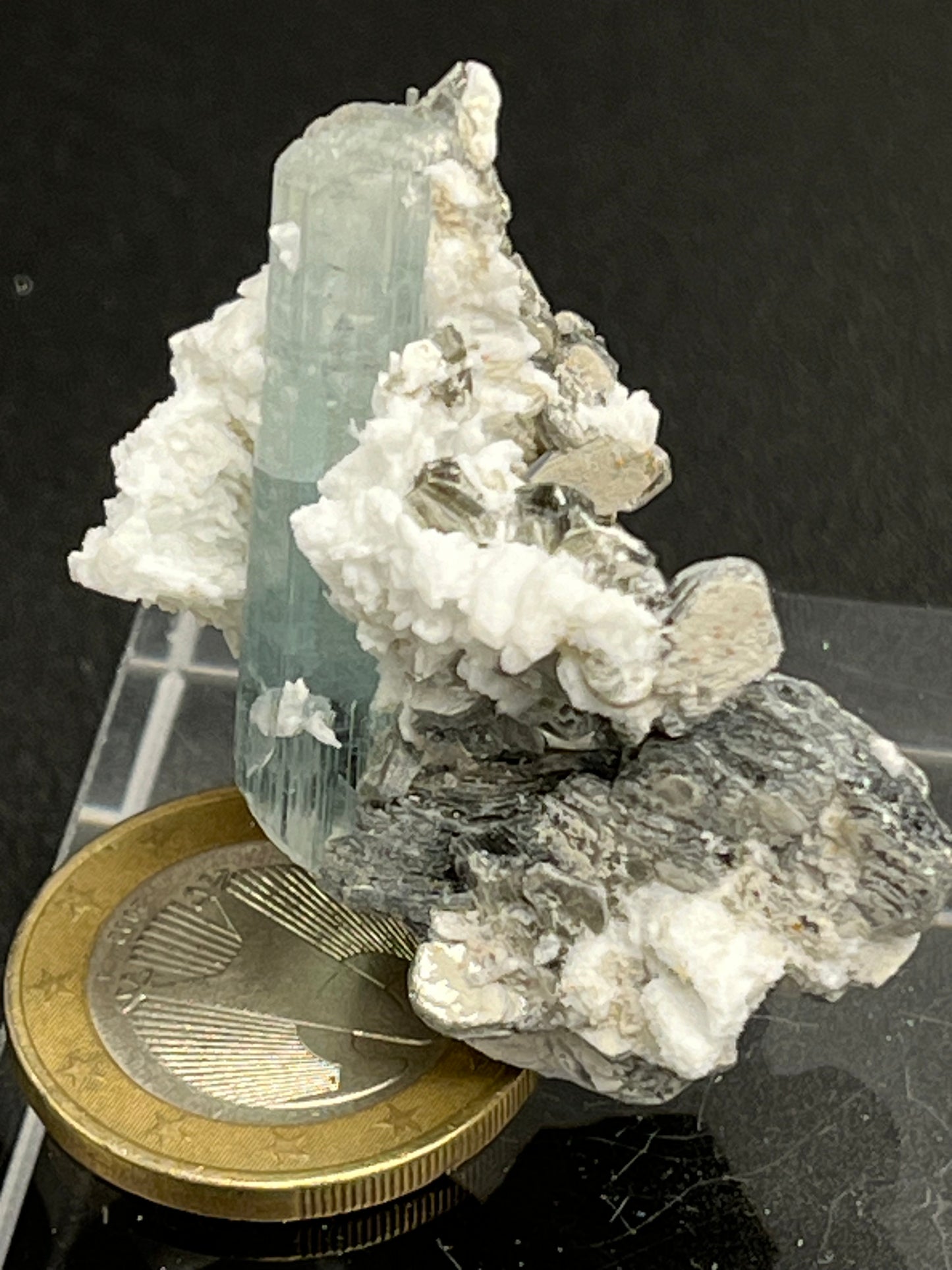 Aquamarin Kristall auf Feldspat aus Pakistan (21g) - crystal paradise