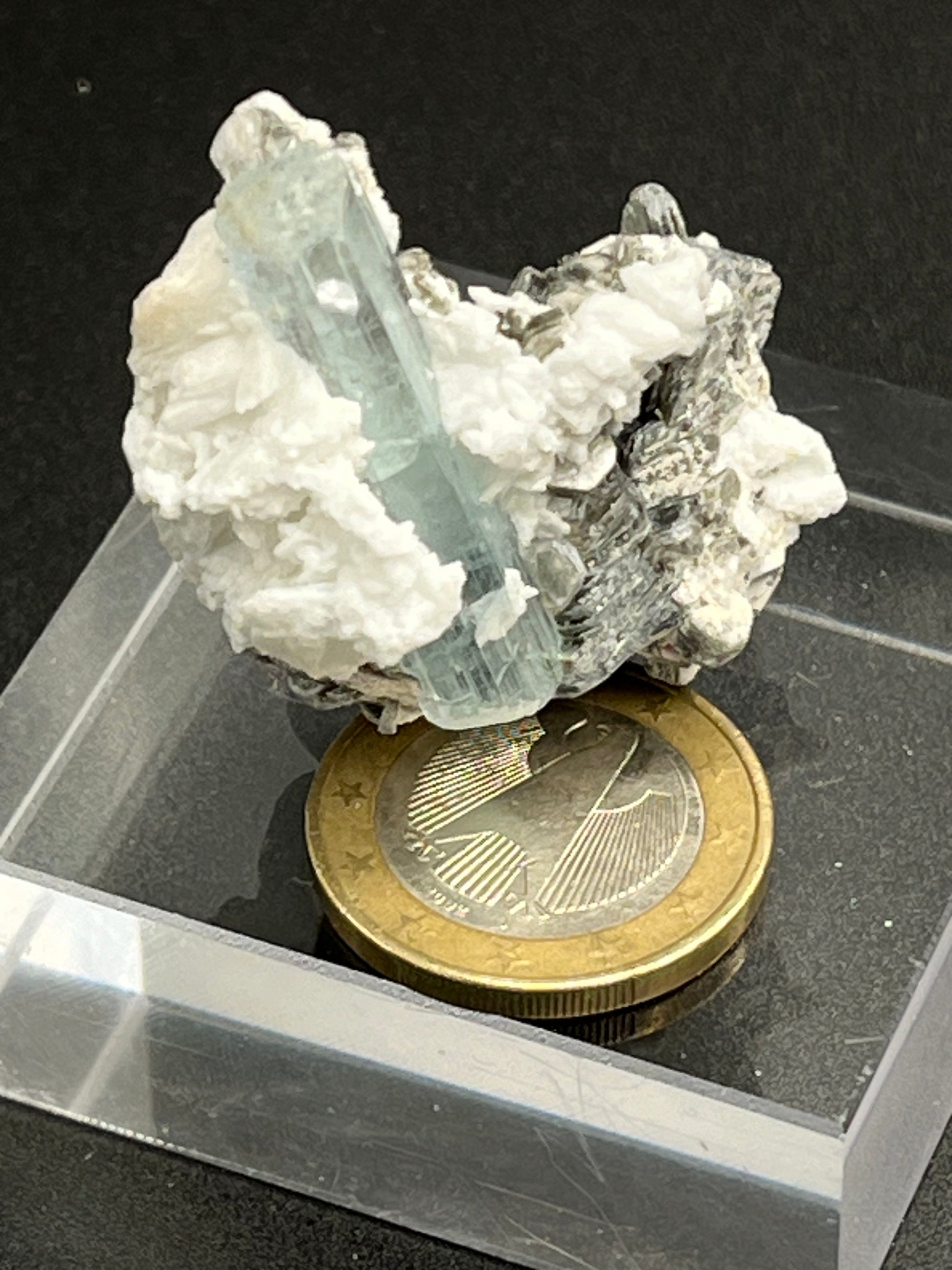 Aquamarin Kristall auf Feldspat aus Pakistan (21g) - crystal paradise