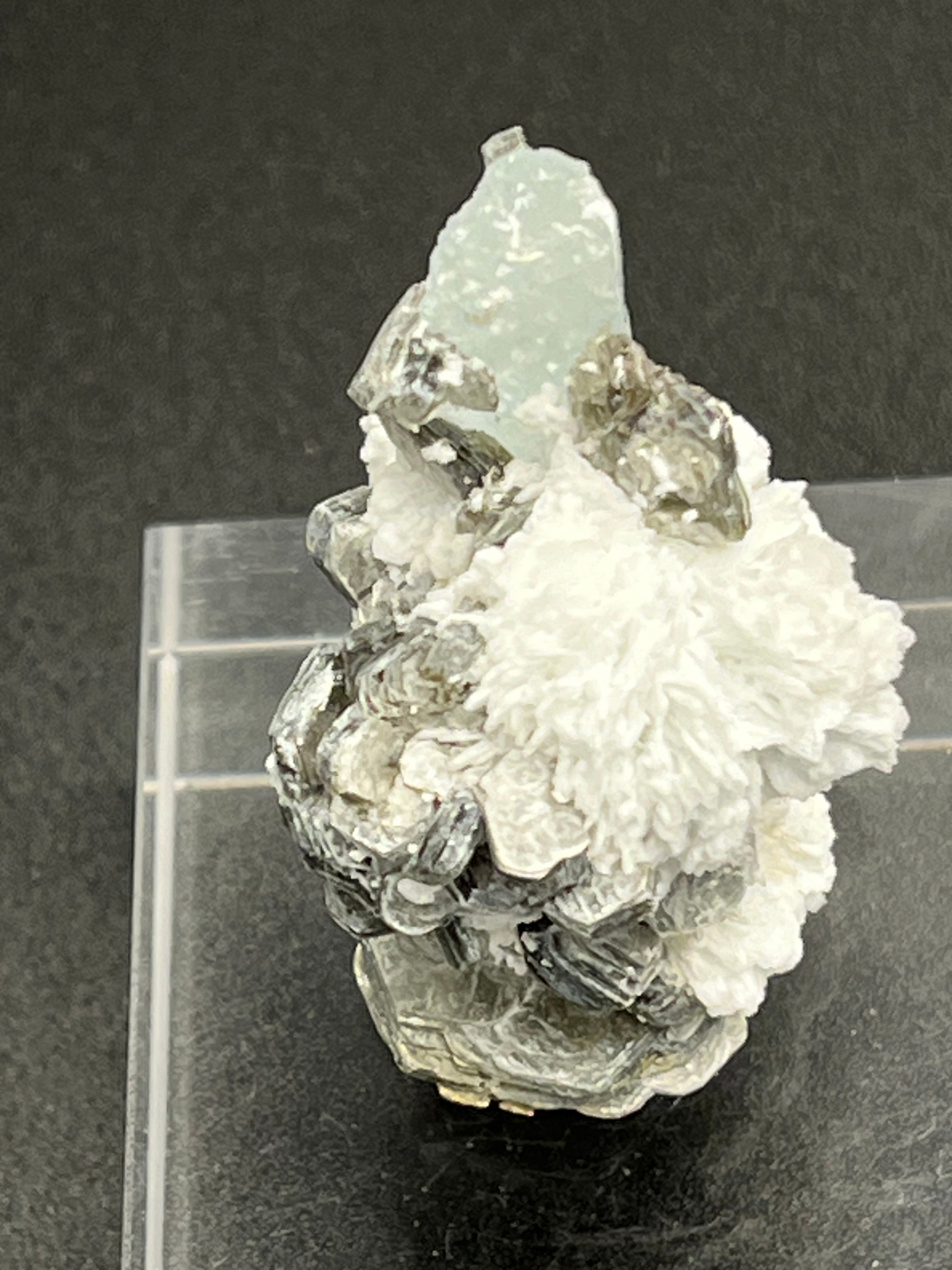 Aquamarin Kristall auf Feldspat aus Pakistan (28g) - crystal paradise