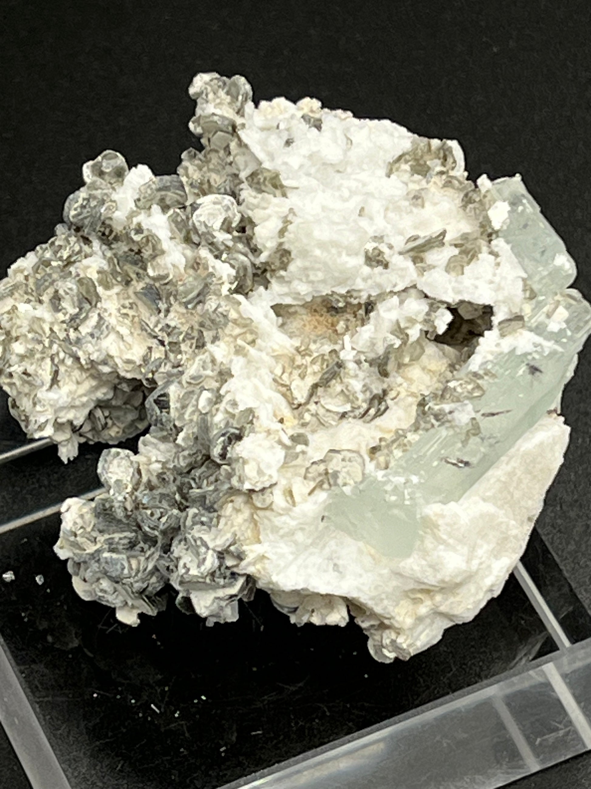 Aquamarin Kristall auf Feldspat aus Pakistan (59g) - crystal paradise