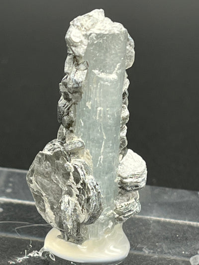 Aquamarin Kristall auf Feldspat aus Pakistan (12g) - crystal paradise