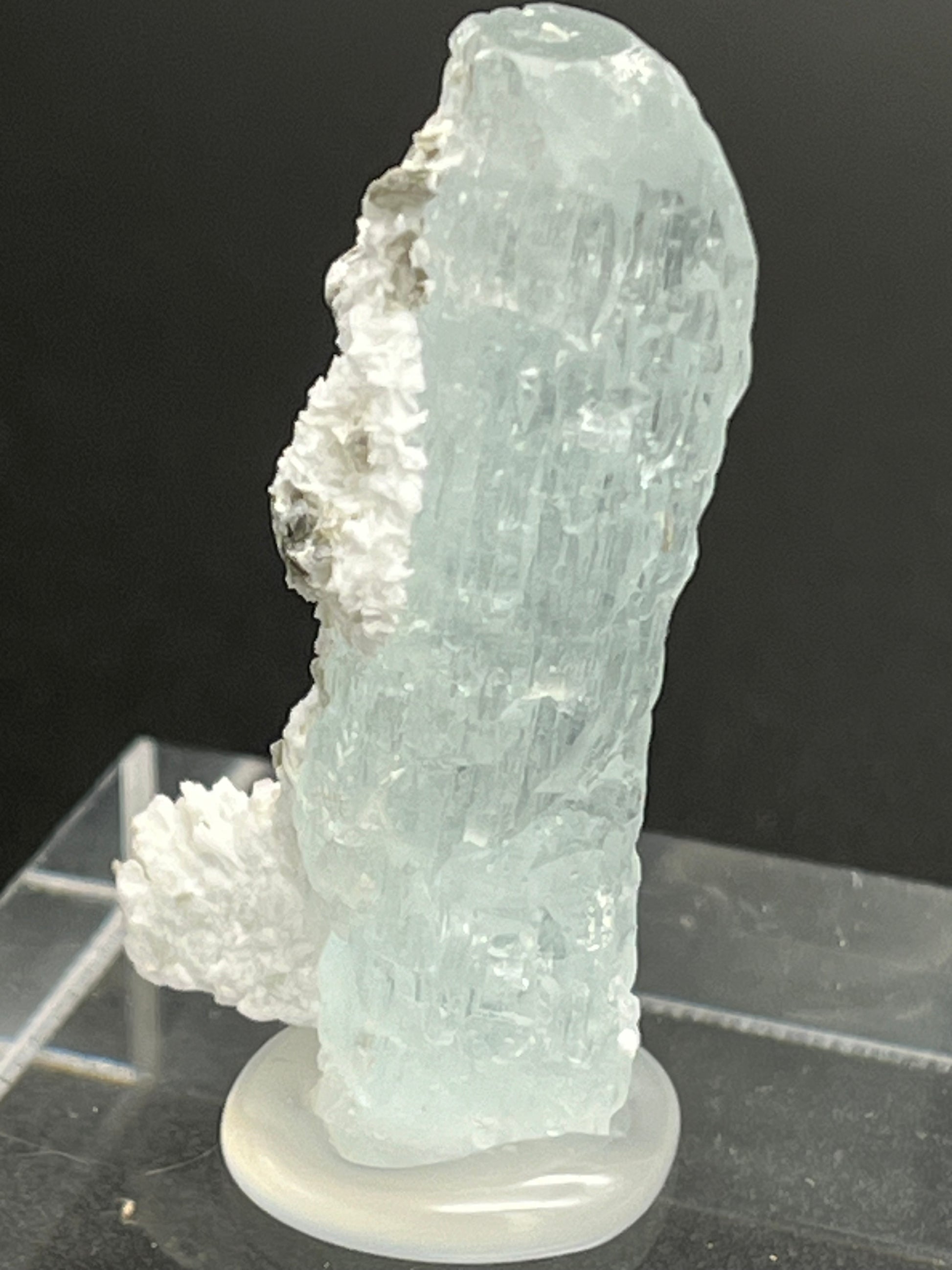 Aquamarin Kristall auf Feldspat aus Pakistan (9g) - crystal paradise