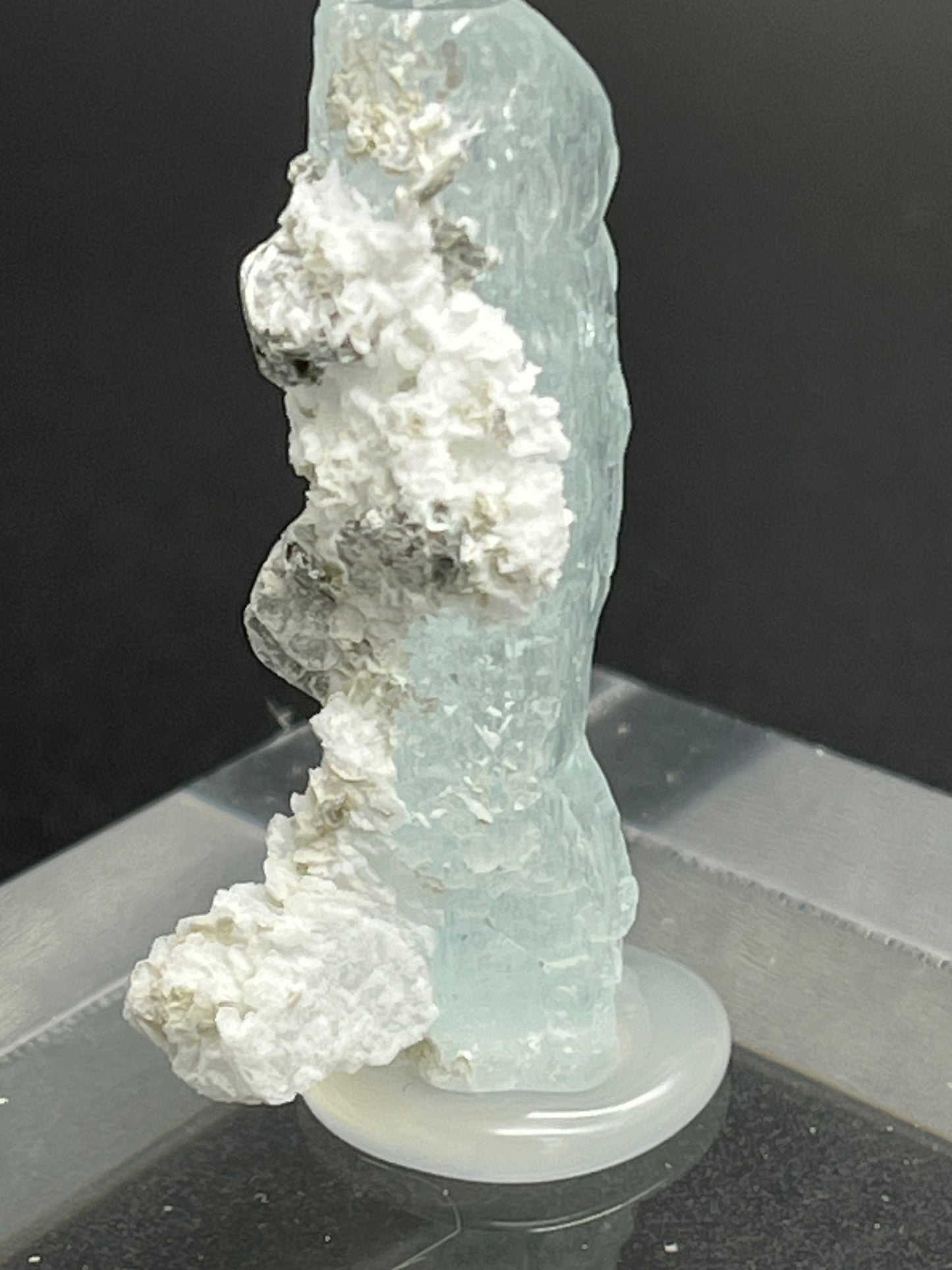 Aquamarin Kristall auf Feldspat aus Pakistan (9g) - crystal paradise