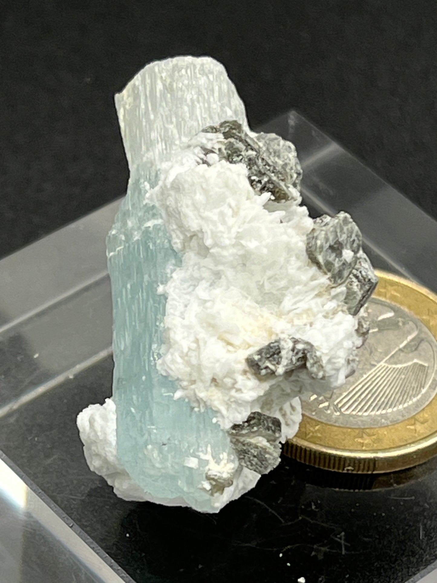 Aquamarin Kristall auf Feldspat aus Pakistan (18g) - crystal paradise