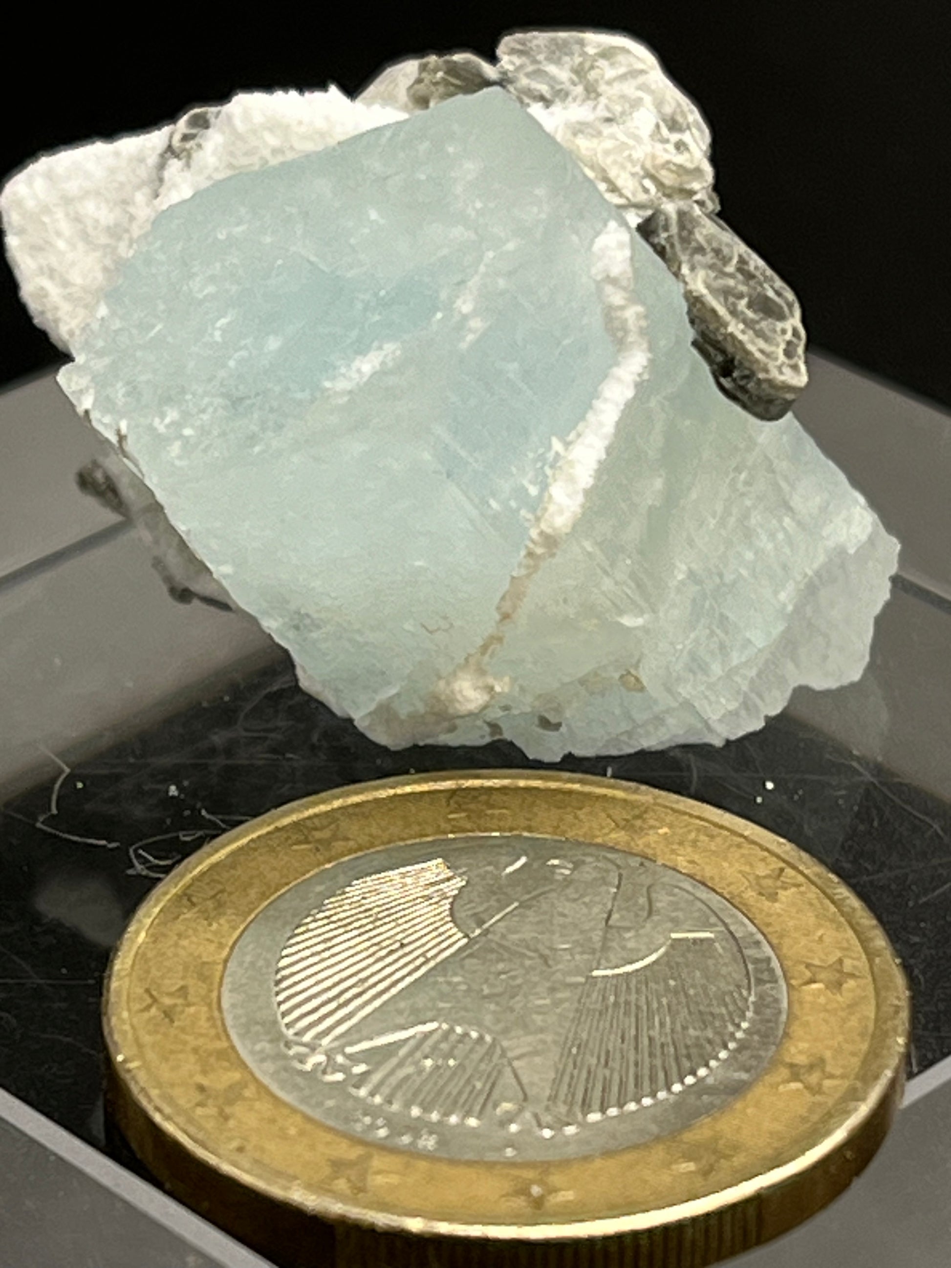 Aquamarin Kristall auf Feldspat aus Pakistan (13g) - crystal paradise