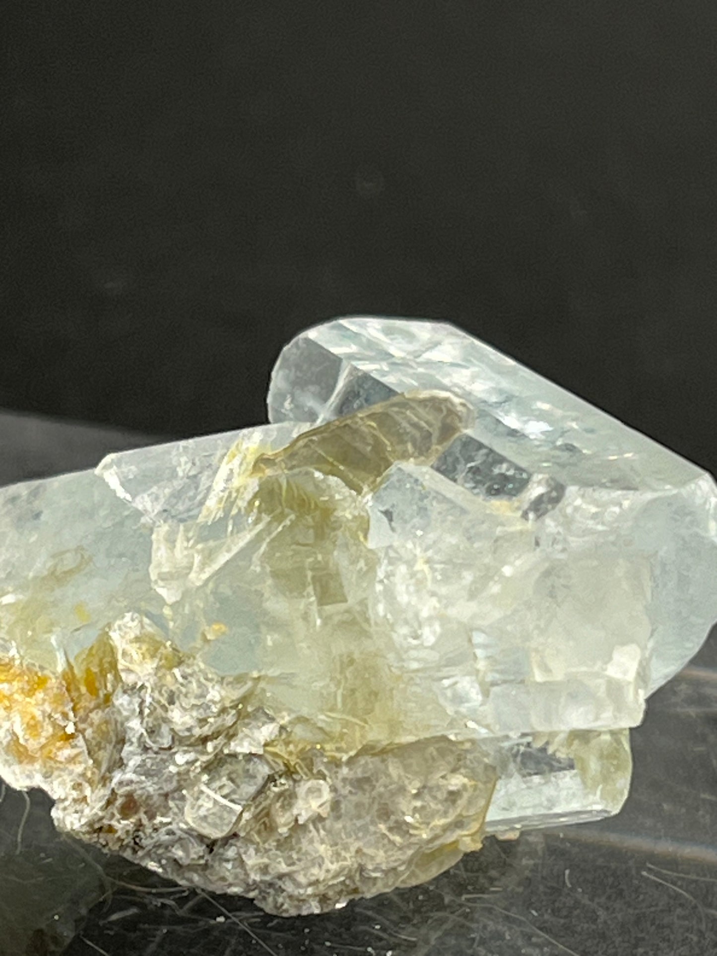 Aquamarin Kristall auf Feldspat aus Pakistan (12g) - crystal paradise