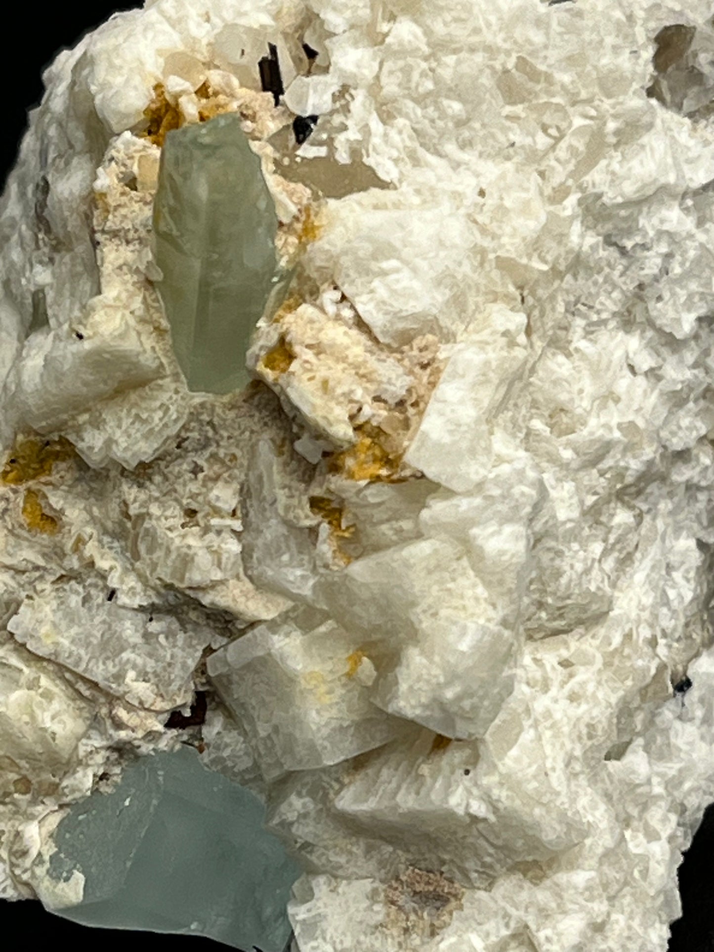 Aquamarin Kristall auf Feldspat aus Pakistan (73g) - crystal paradise