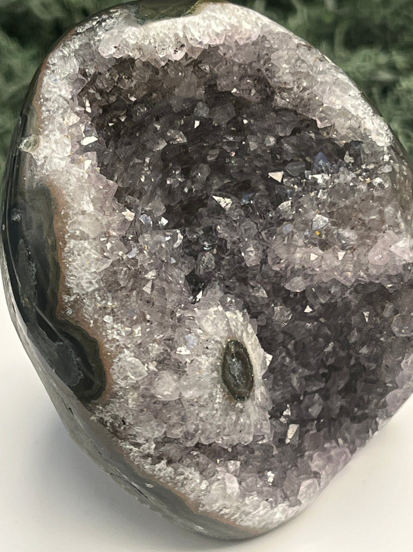 Achatisierter Amethyst Druse aus Uruguay (230g) - schöne Achatblume - crystal paradise