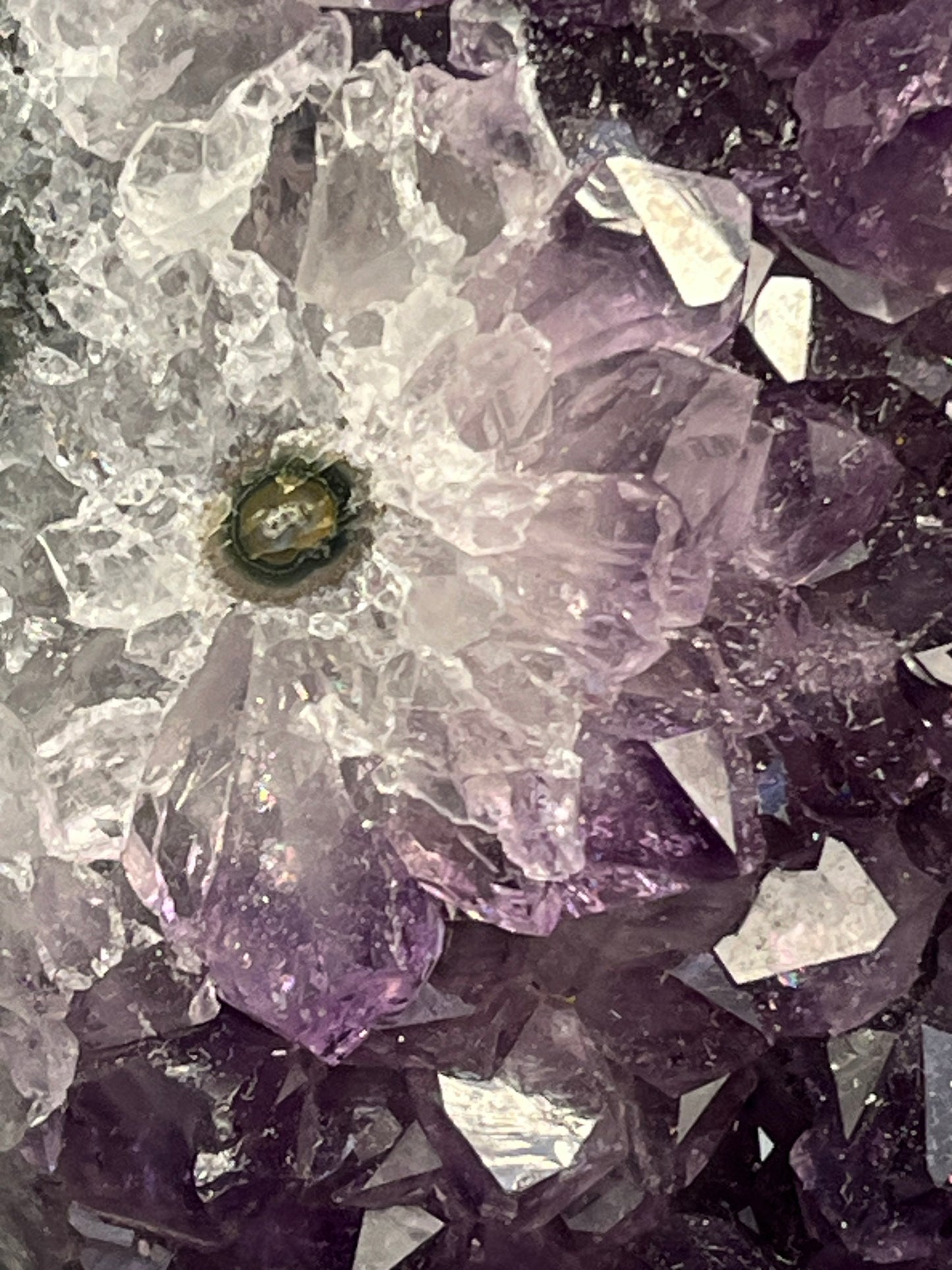 Achatisierte Amethyst Druse aus Uruguay (329g) - schöne dunkle Kristalle und Achatisierung