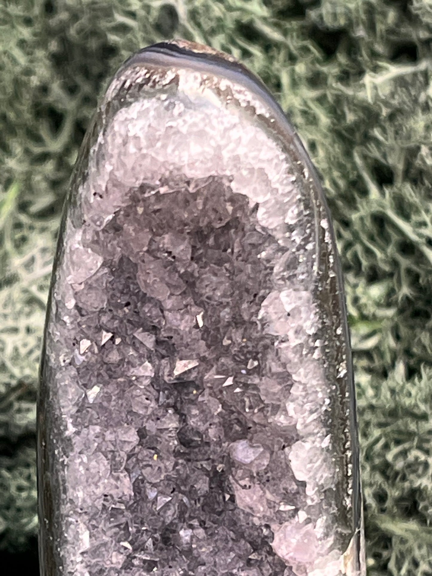 Achatisierte Amethyst Druse aus Uruguay (227g) - schöne helle Kristalle und Achatisierung - crystal paradise