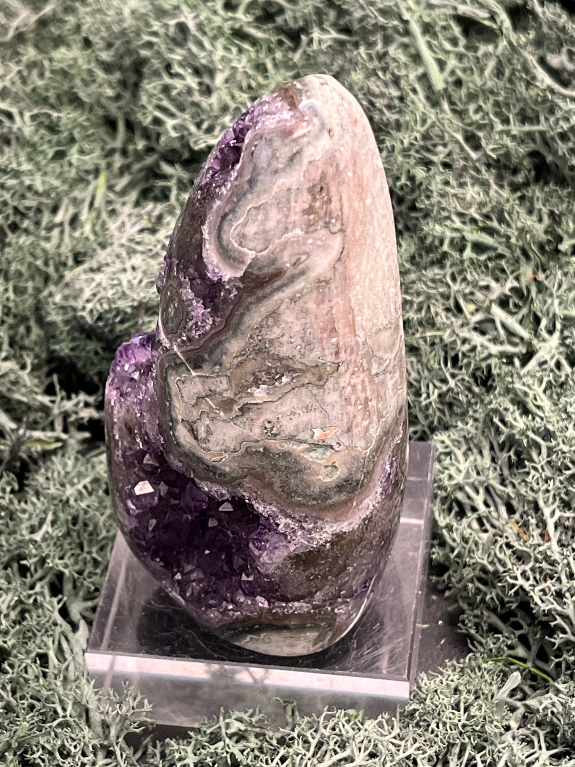 Achatisierte Amethyst Druse aus Uruguay (221g) - schöne Form mit tollen Druzys! - crystal paradise