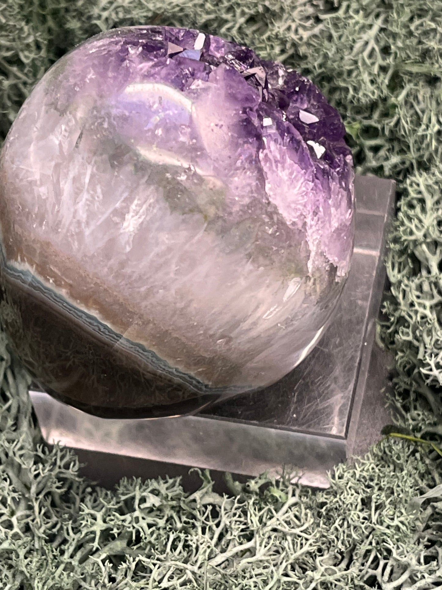 Achatisierte Amethyst Druse aus Uruguay (245g) - schöne hellviolette Kristalle und Rand - crystal paradise