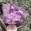 Fluorit Stufe aus Baluchistan/Pakistan (139g) - Stufe mit schöner violetter Kristallstruktur - crystal paradise