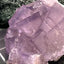 Fluorit Stufe aus Baluchistan/Pakistan (117g) - Stufe mit vielen schönen hellviolettem Kristallen - crystal paradise