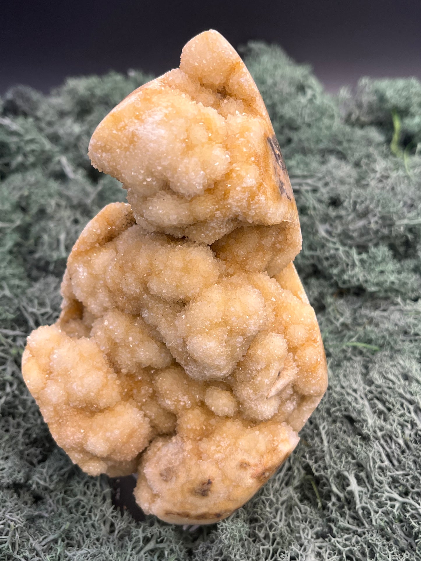 Gold-/beigefarbene Calcit Druzy Freeform aus Pakistan (933g) - super schöne Kugelkristalle und Druzys - crystal paradise