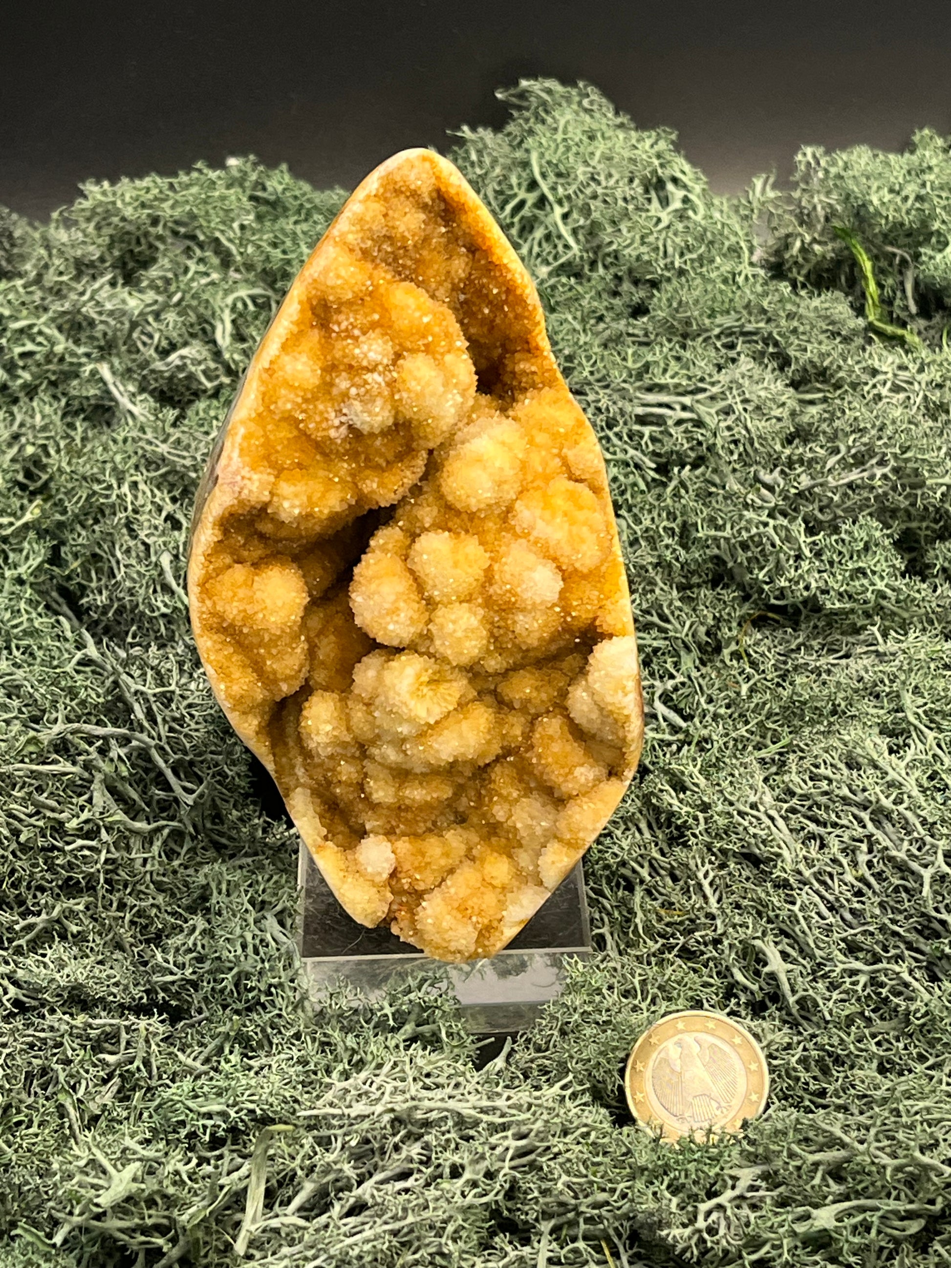 Gold-/beigefarbene Calcit Druzy Freeform aus Pakistan (632g) - super schöne Kugelkristalle und Druzys - crystal paradise