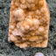 Gold-/beigefarbene Calcit Druzy Freeform aus Pakistan (1300g) - super schöne grosse Kugelkristalle und Druzys - crystal paradise