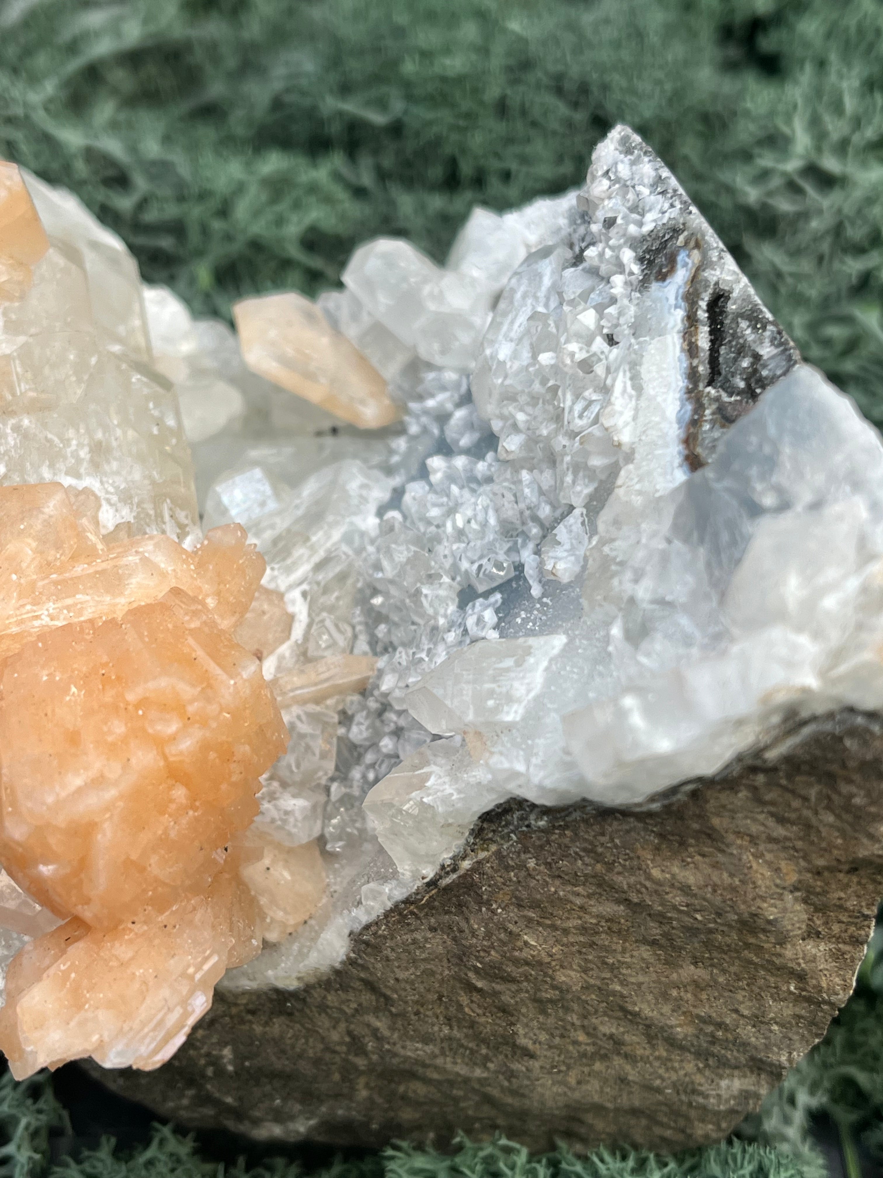 Apophyllit Stilbit Cluster aus Indien (639g) - crystal paradise