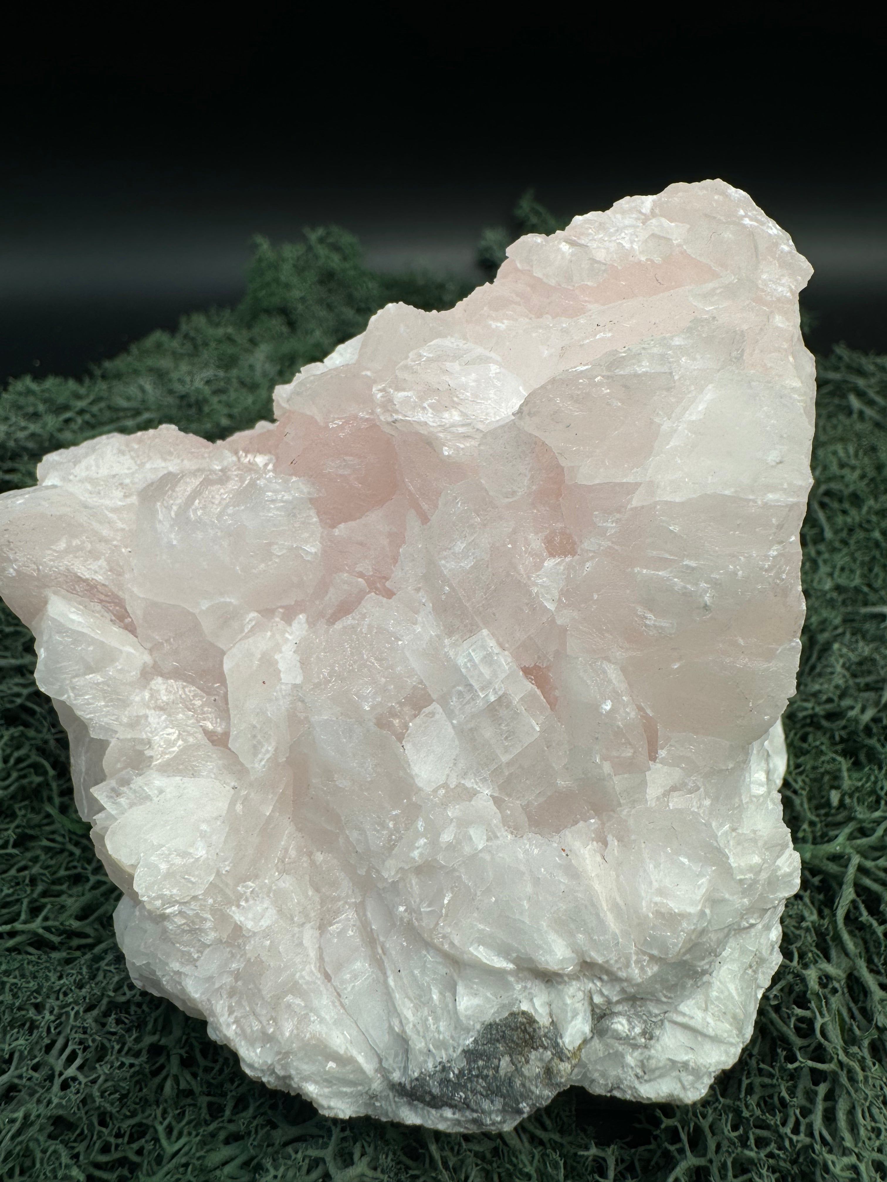 Pink Calcit Großstufe (UV Reaktiv) (1345g)-  schöne Kristallstruktur - crystal paradise