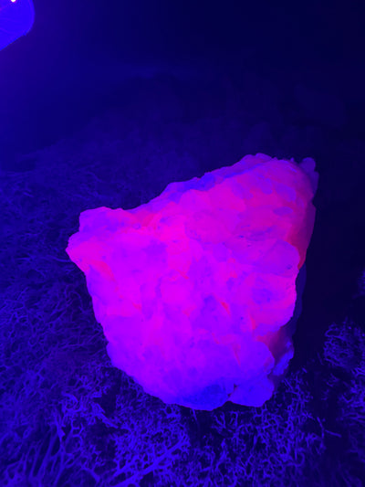 Pink Calcit Großstufe (UV Reaktiv) (1345g)-  schöne Kristallstruktur - crystal paradise