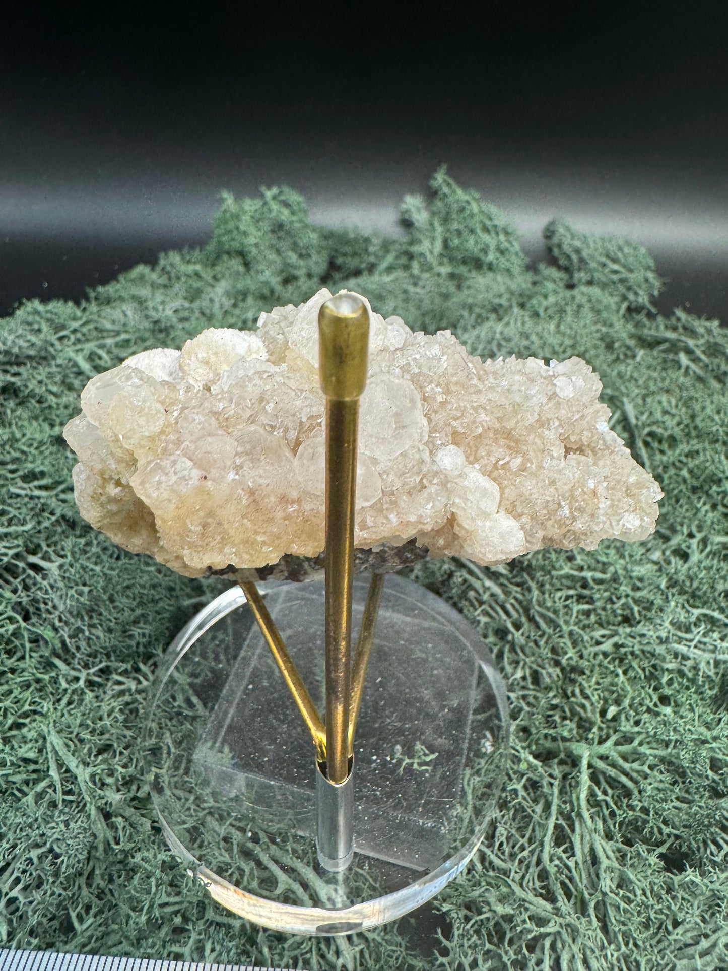 Okenit auf Calcit und Apophyllit Cluster aus Indien (166g) - viele Apophyllit Kristalle - crystal paradise