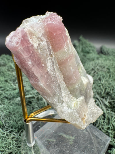 Rubelit (Turmalingruppe) Handstufe aus Brasilien (111g) - crystal paradise