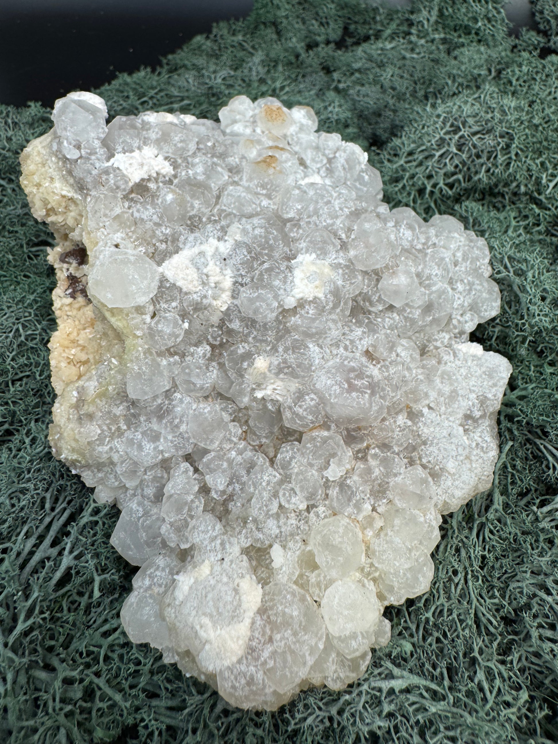 Okenit auf Apophyllit XXL Cluster aus Indien (872g) - viele Apophyllit Kristalle - crystal paradise