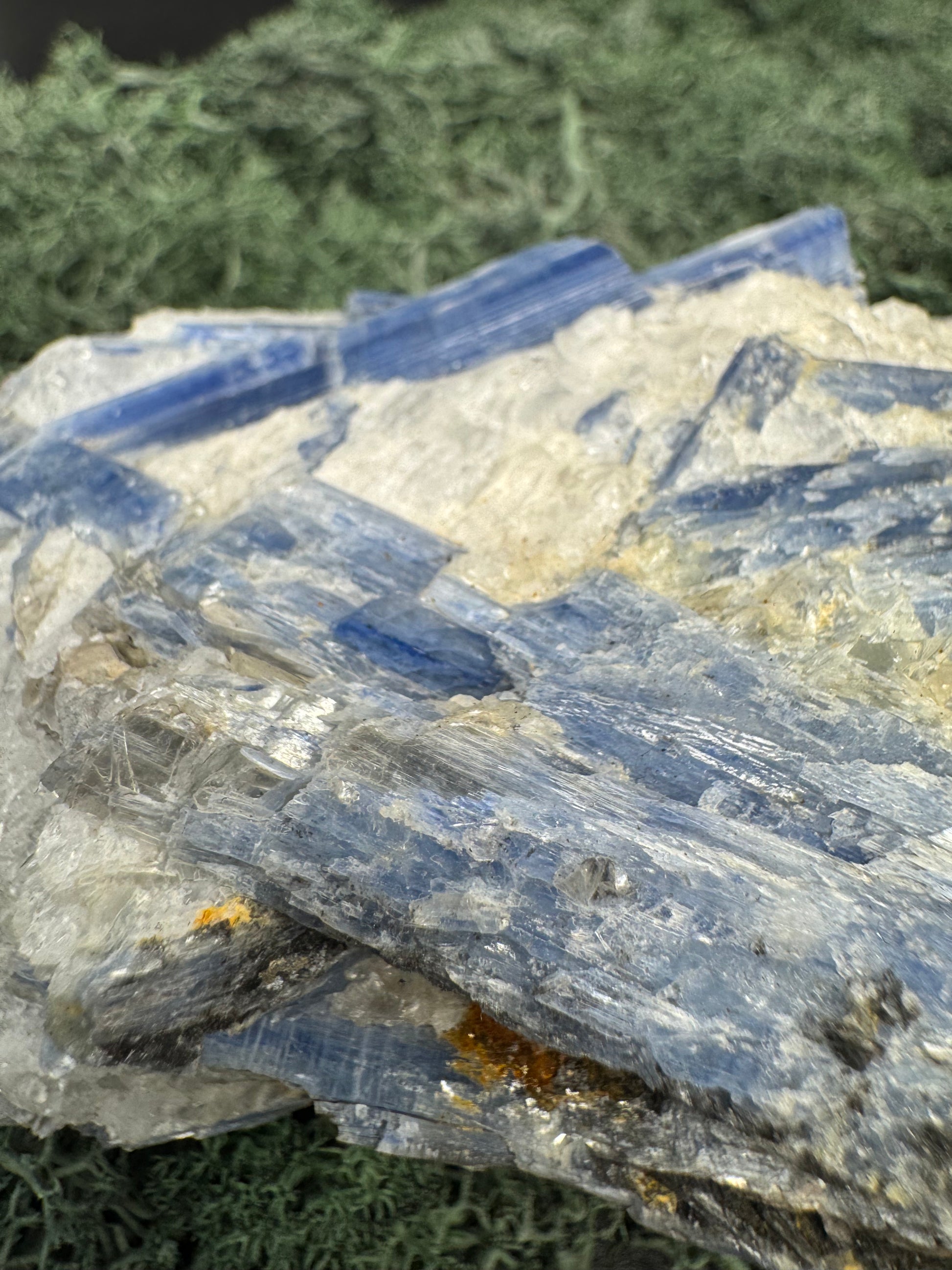 Blauer Kyanit Grossstufe aus Brasilien (994g) - schöne Kristallstäbe - crystal paradise