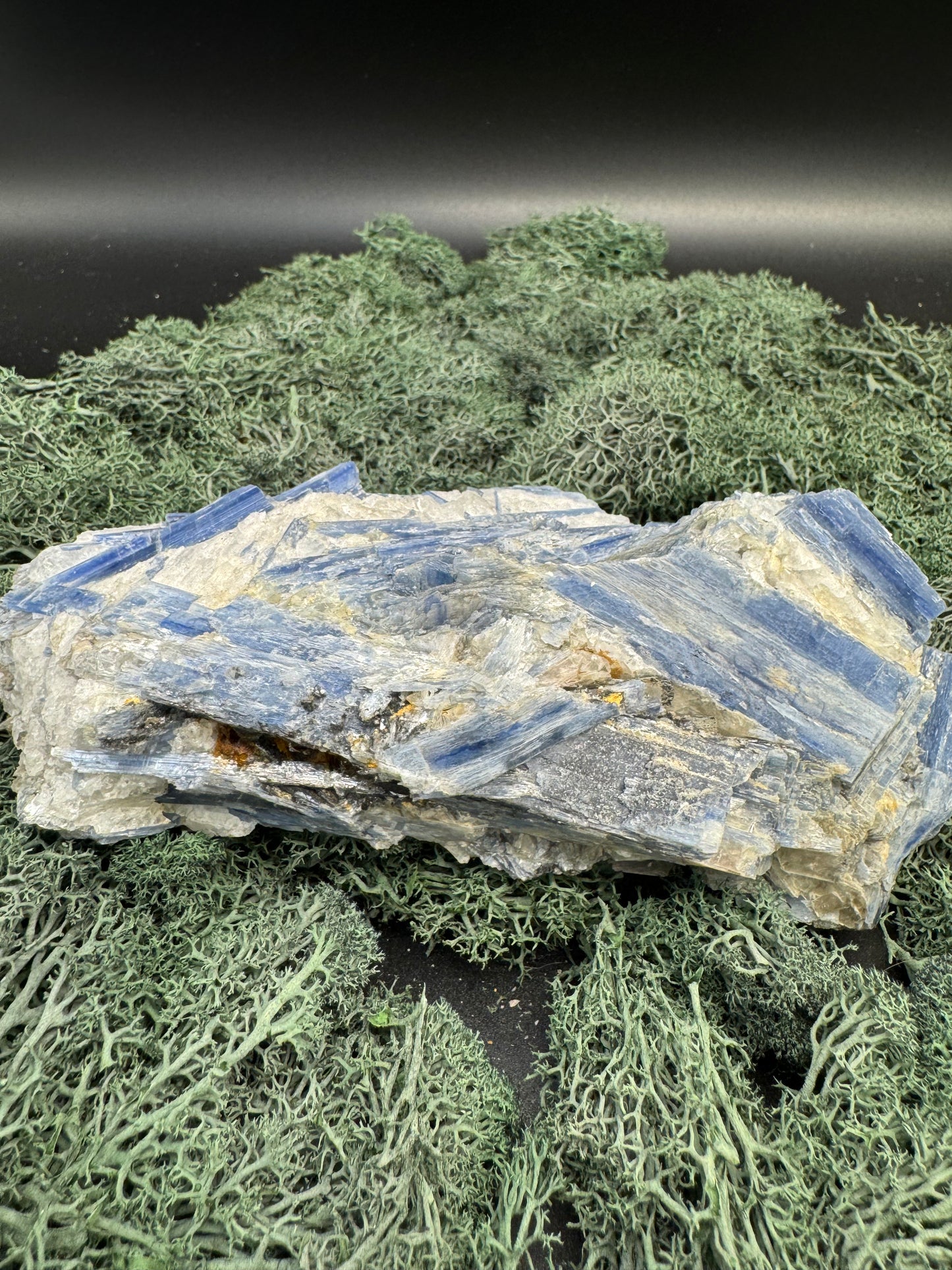 Blauer Kyanit Grossstufe aus Brasilien (994g) - schöne Kristallstäbe - crystal paradise