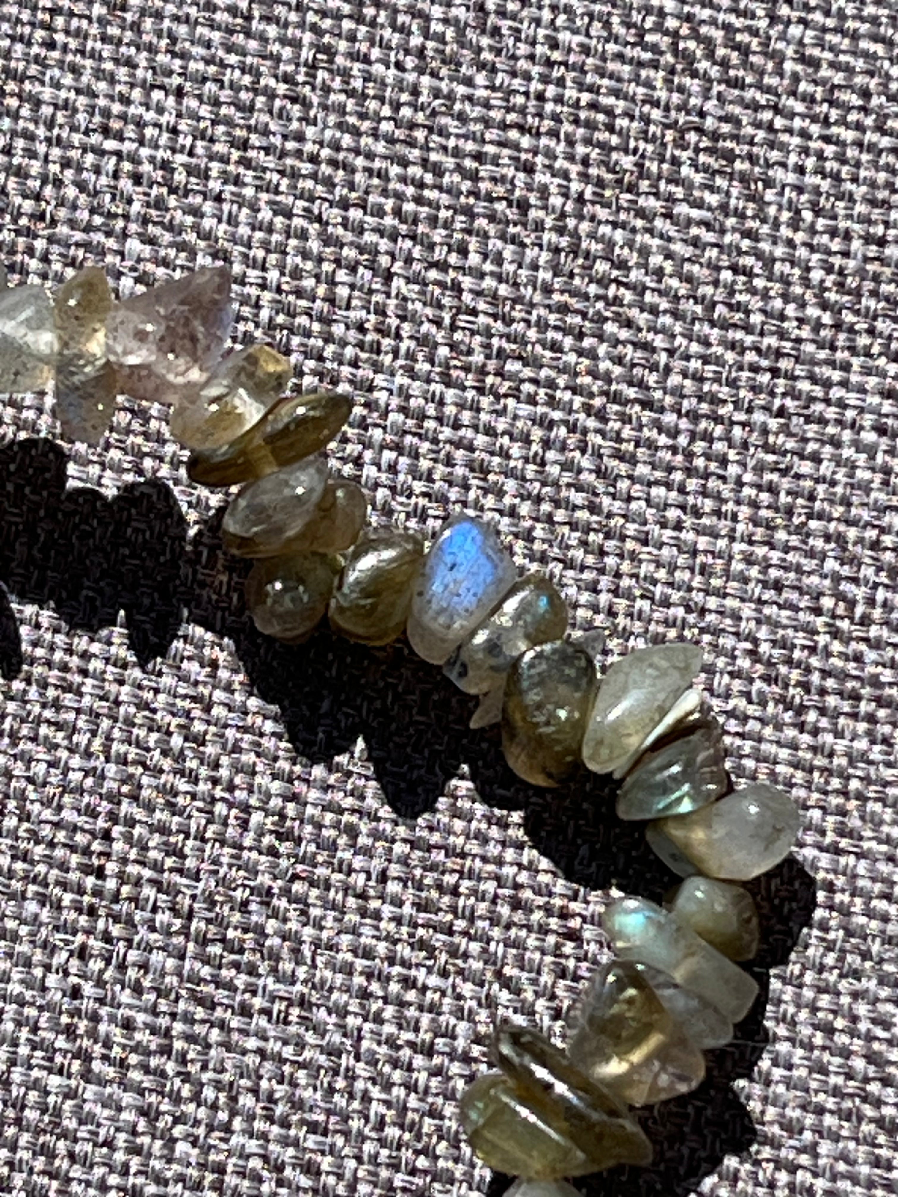 Armband aus Labradorit-Chipstone-Perlen  - 10 Stück - crystal paradise