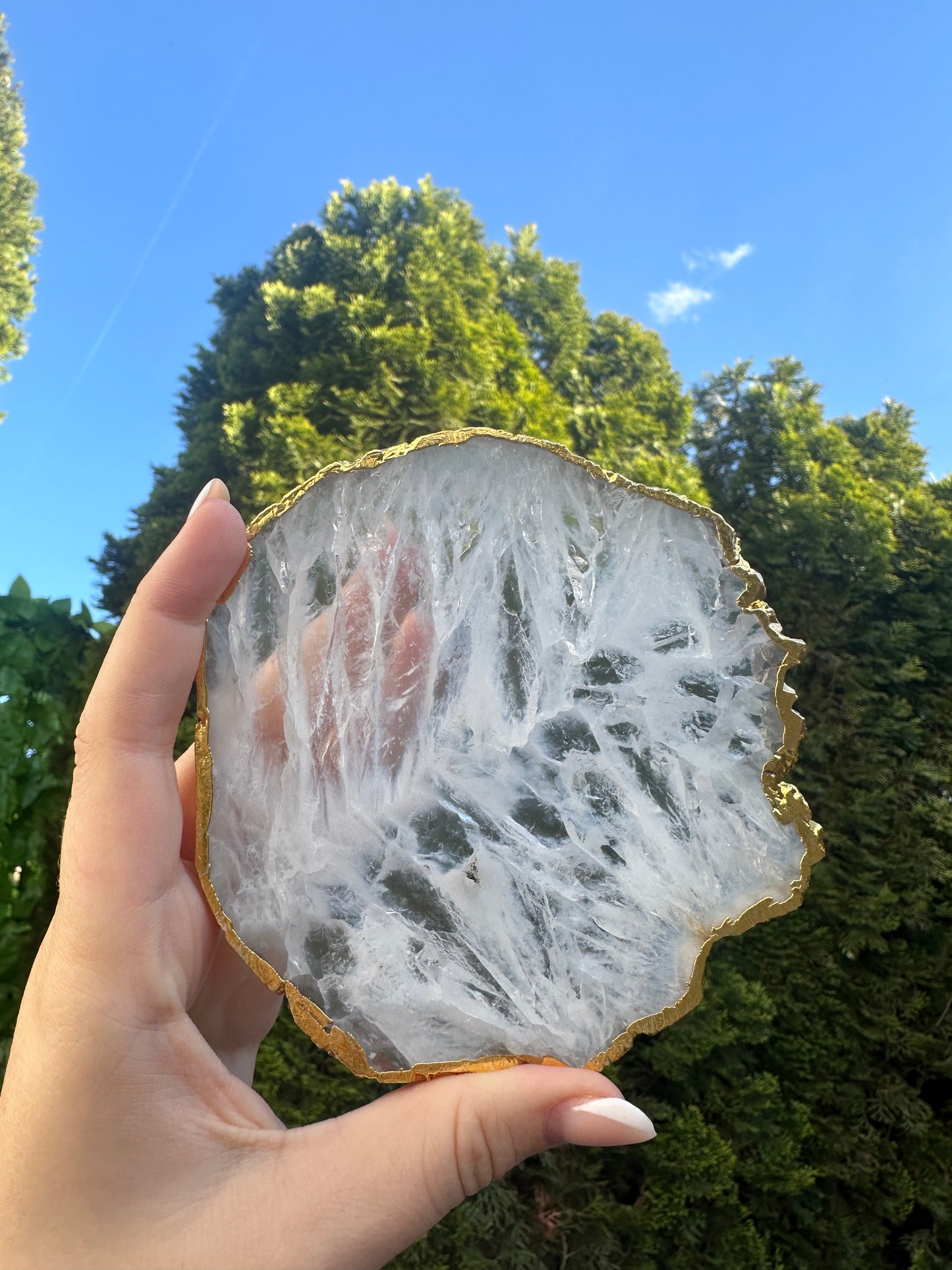 Salz-Achatscheibe weiß mit Goldrand - ca. 10 cm Durchmesser (Sammlerstück oder Untersetzer) - crystal paradise