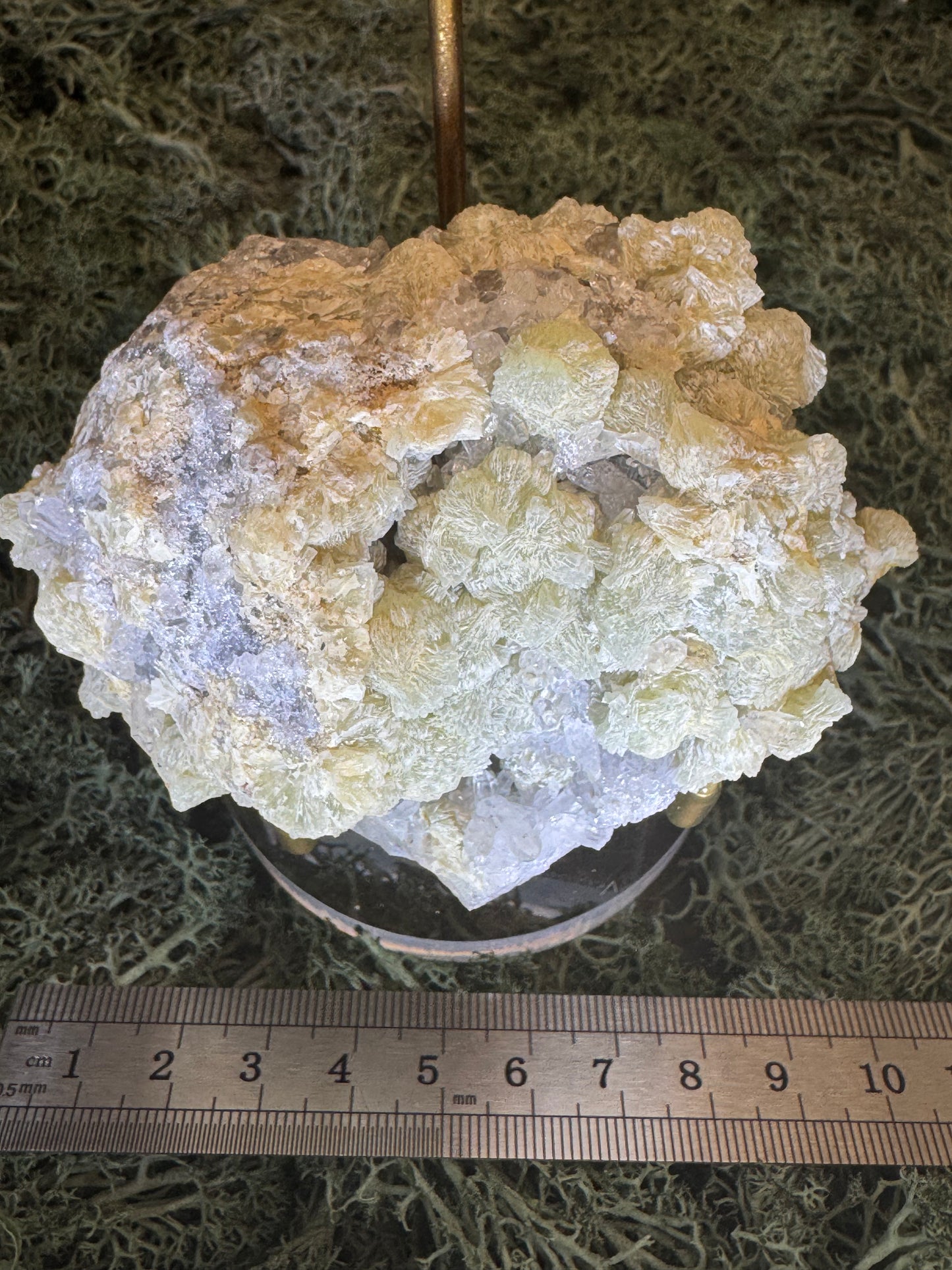 Prehnit und Quarz Stufe aus Hubei, China (325g) - hellgrüne Kugel-Kristalle - crystal paradise