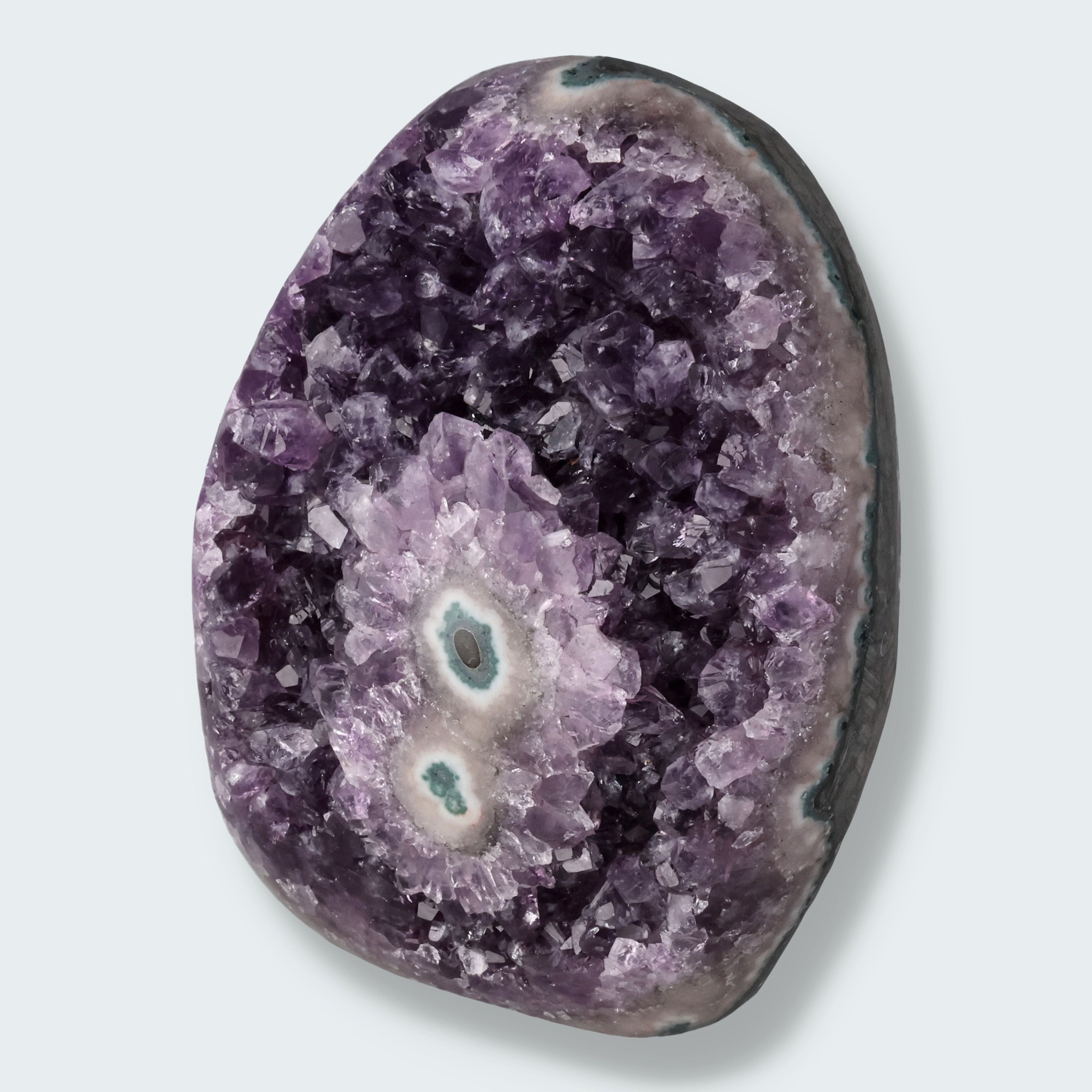 Achatisierte Amethyst Druse aus Uruguay (602g) – Ansicht 2